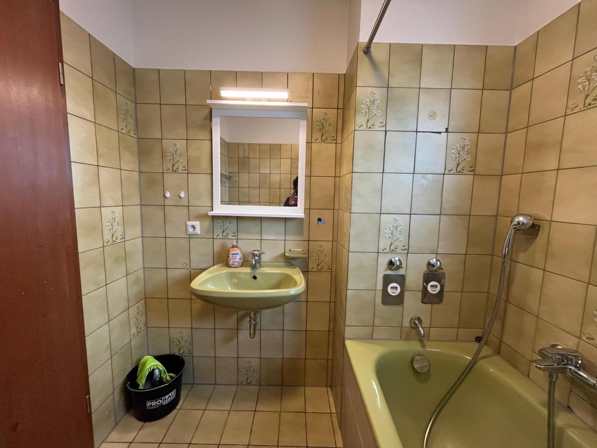 70m2 Appartment with 2 Bedrooms, Balcony and Garage