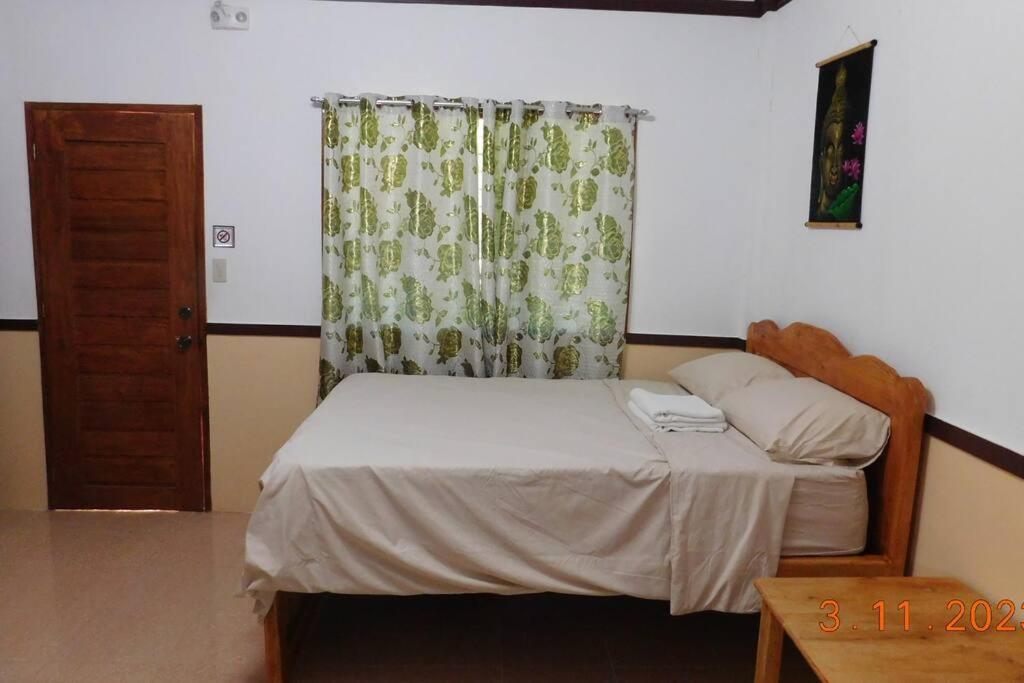 Elvie's Cottages Private Studios 1 view 5