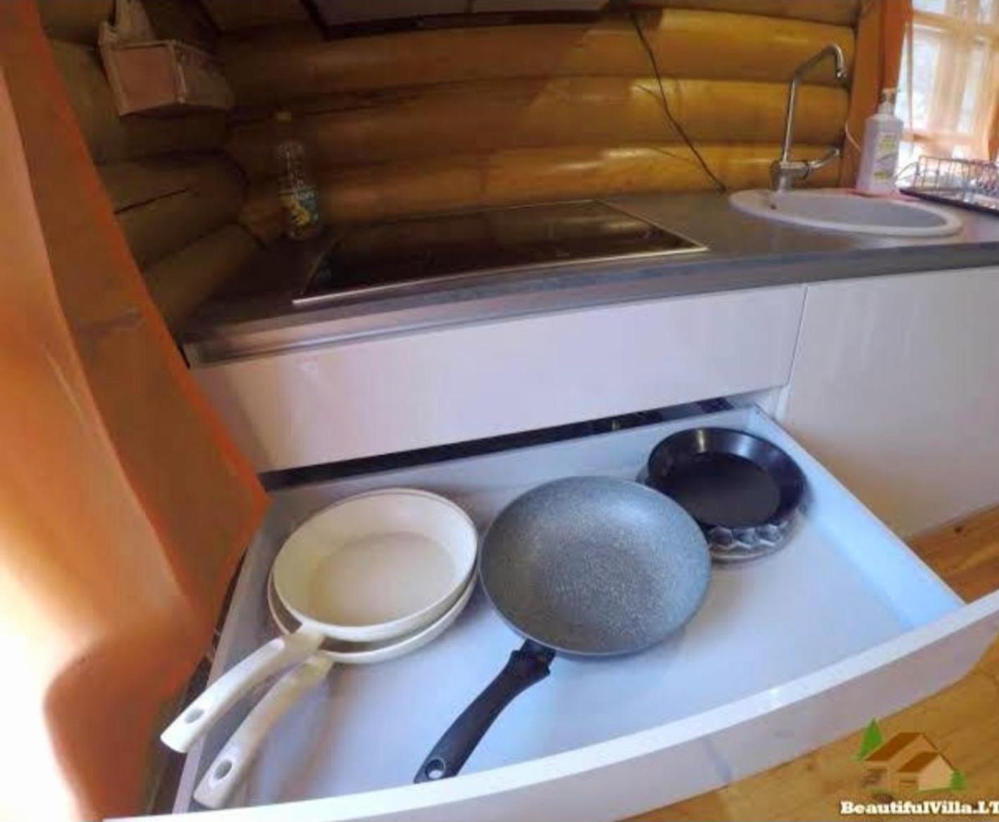 Photo 32