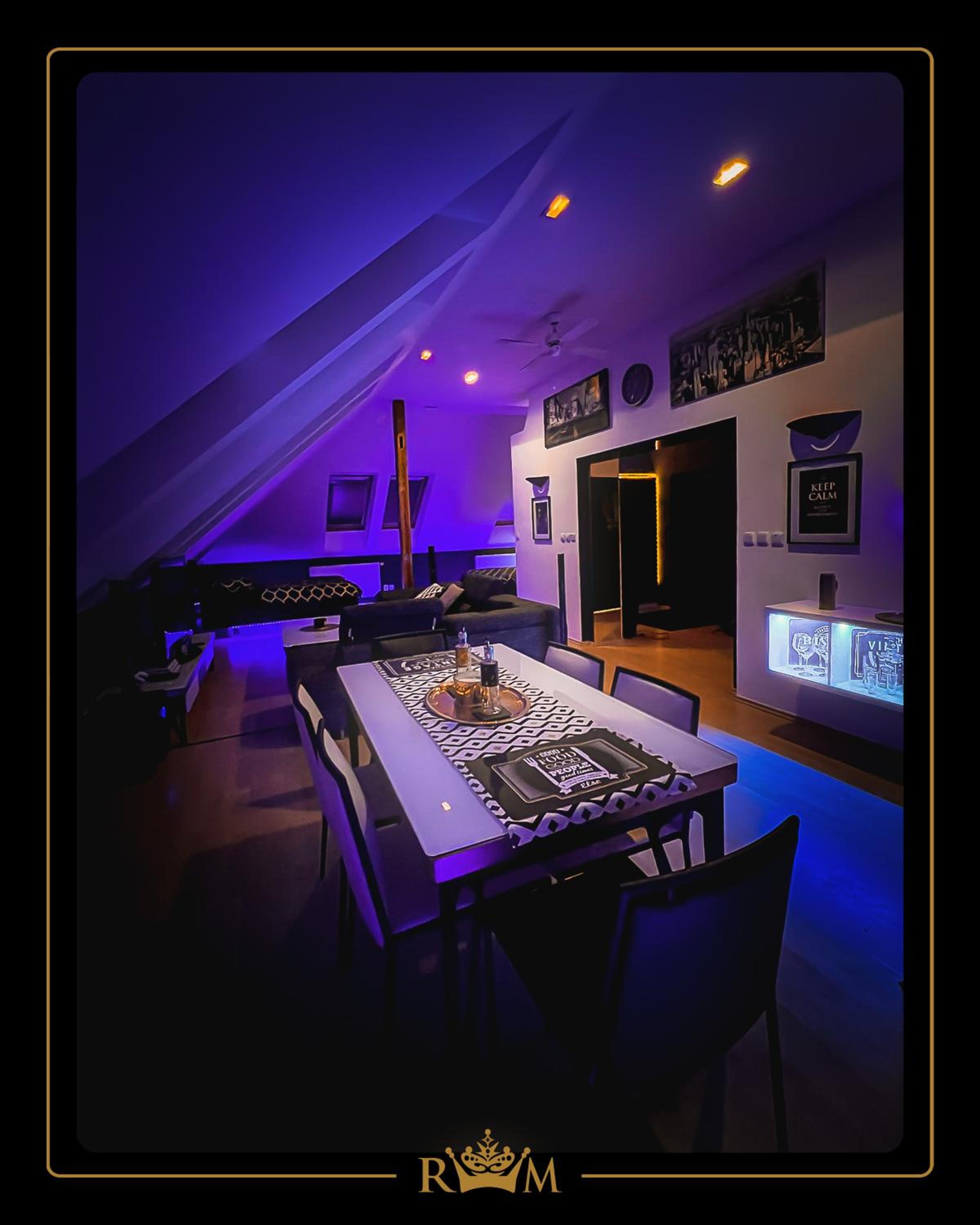 RM Luxury Apartment in Prague • 6 People • Free Parking • Pets