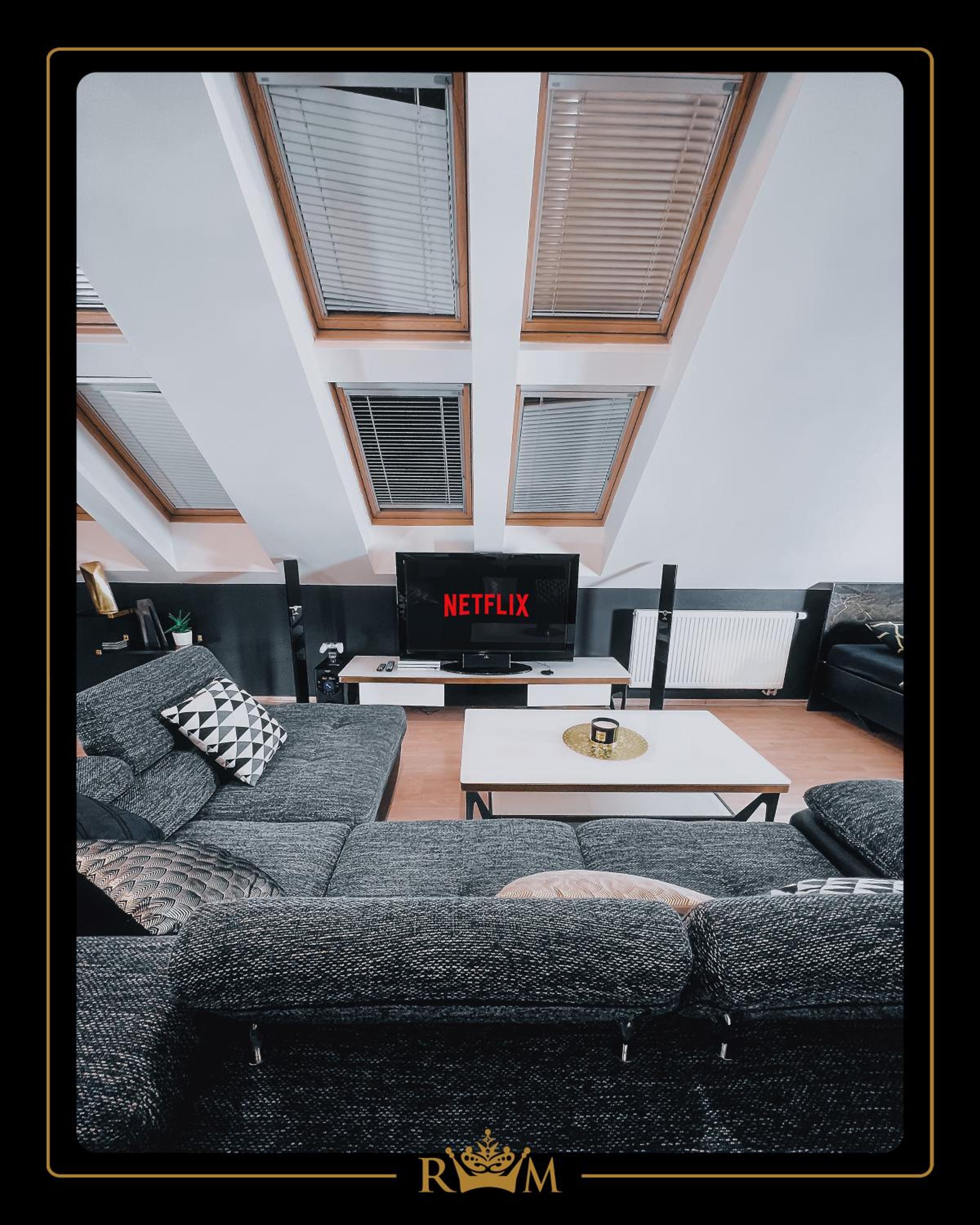 RM Luxury Apartment in Prague • 6 People • Free Parking • Pets