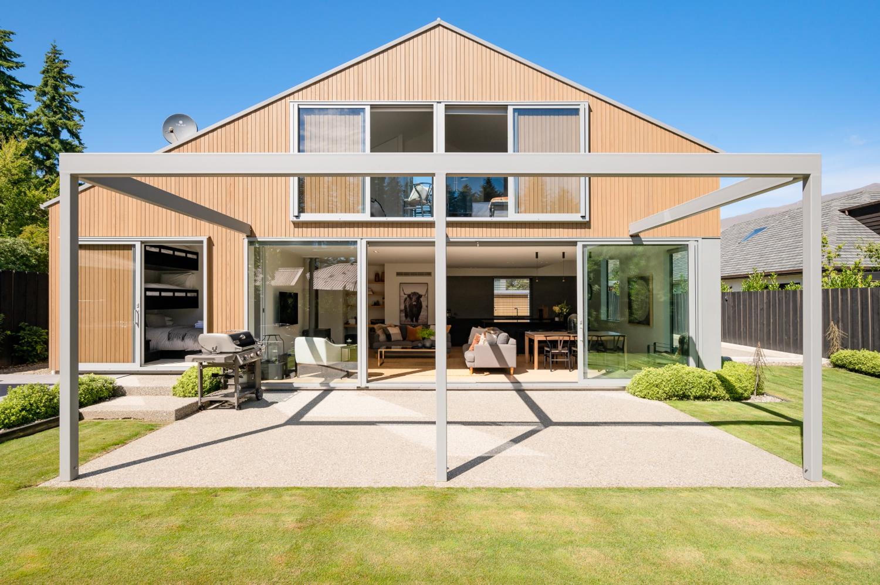 Eely On Point by Sotheby's Luxury Rental Homes