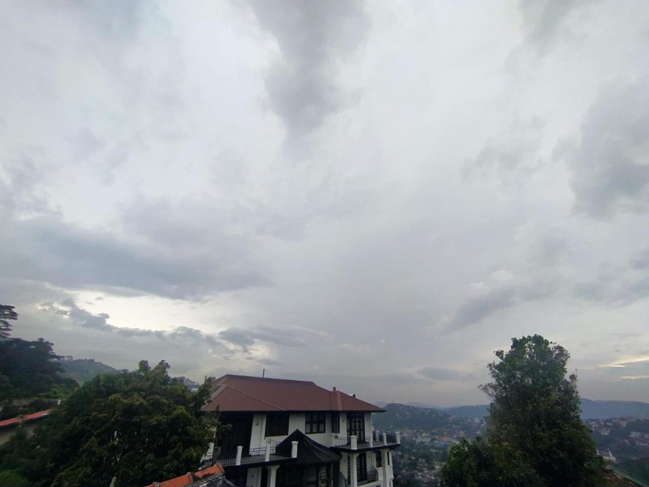 Zuni`s Home Stay view 2