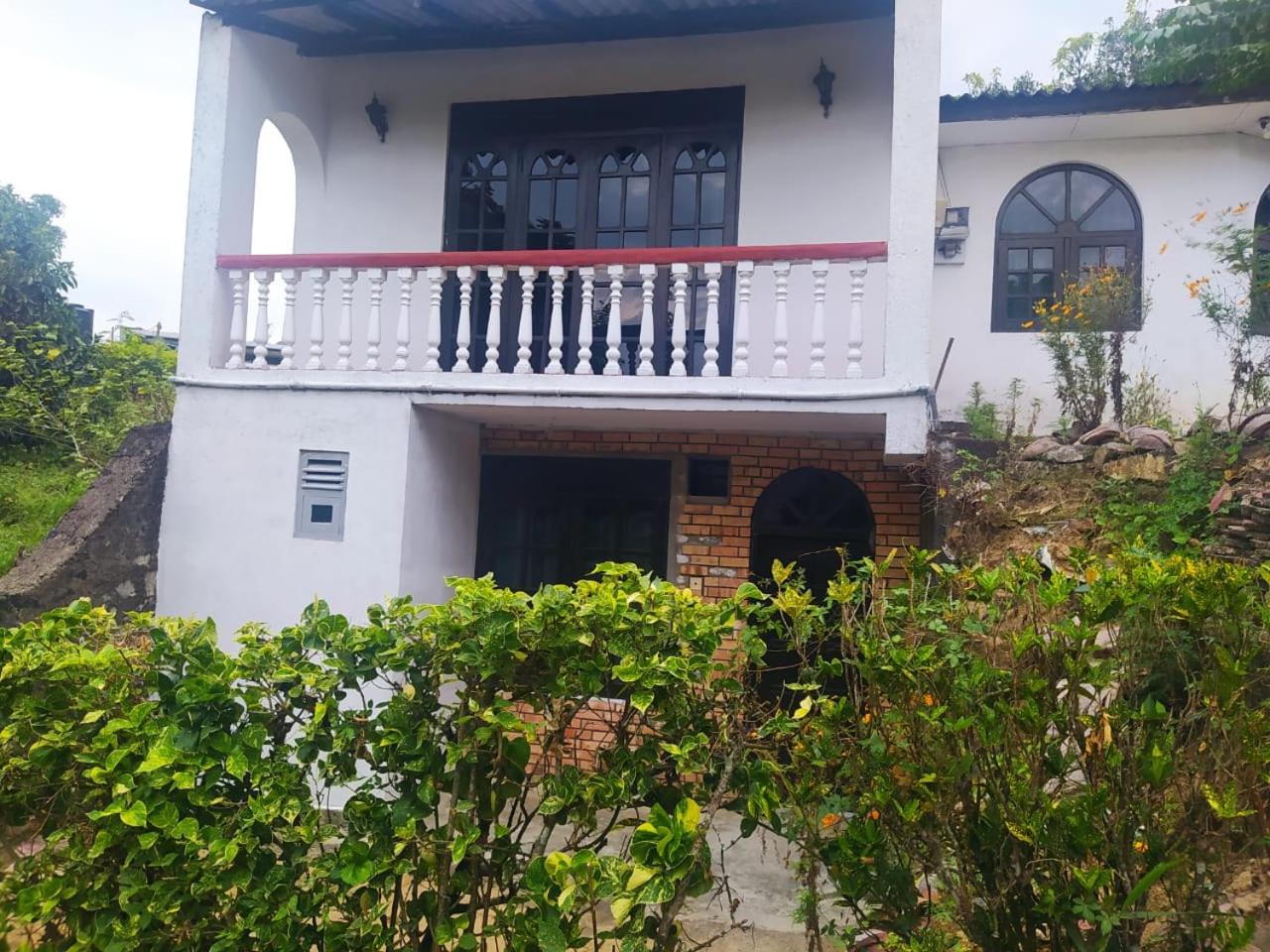 Zuni`s Home Stay view 3