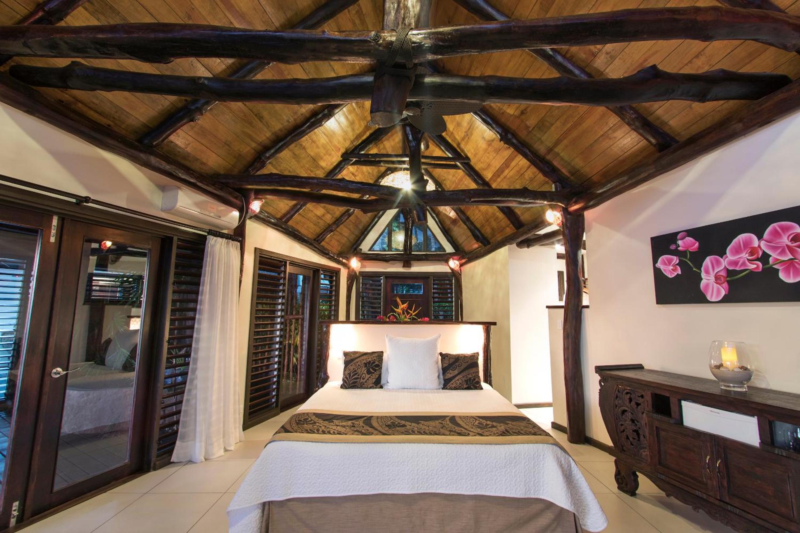 Savasi Island Resort