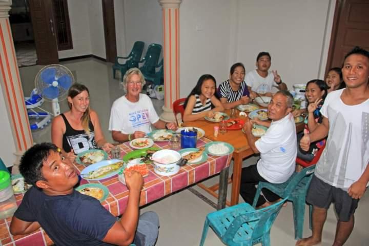 Marlynto Nias Losmen view 3