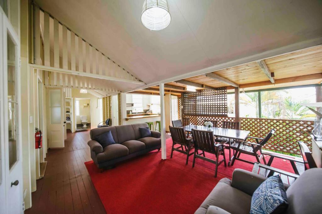 Hotel 6 Bedroom + 2 Bath Apartment // Cairns Central - Image 1