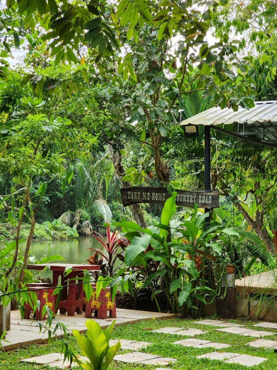 Suankafae Resort สวนกาแฟรีสอร์ท