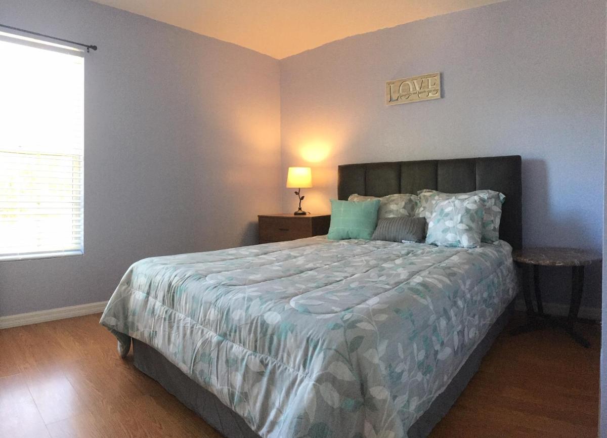 Maine Escape - Private Dog friendly Villa with solar heated pool - sleeps 6 view 2