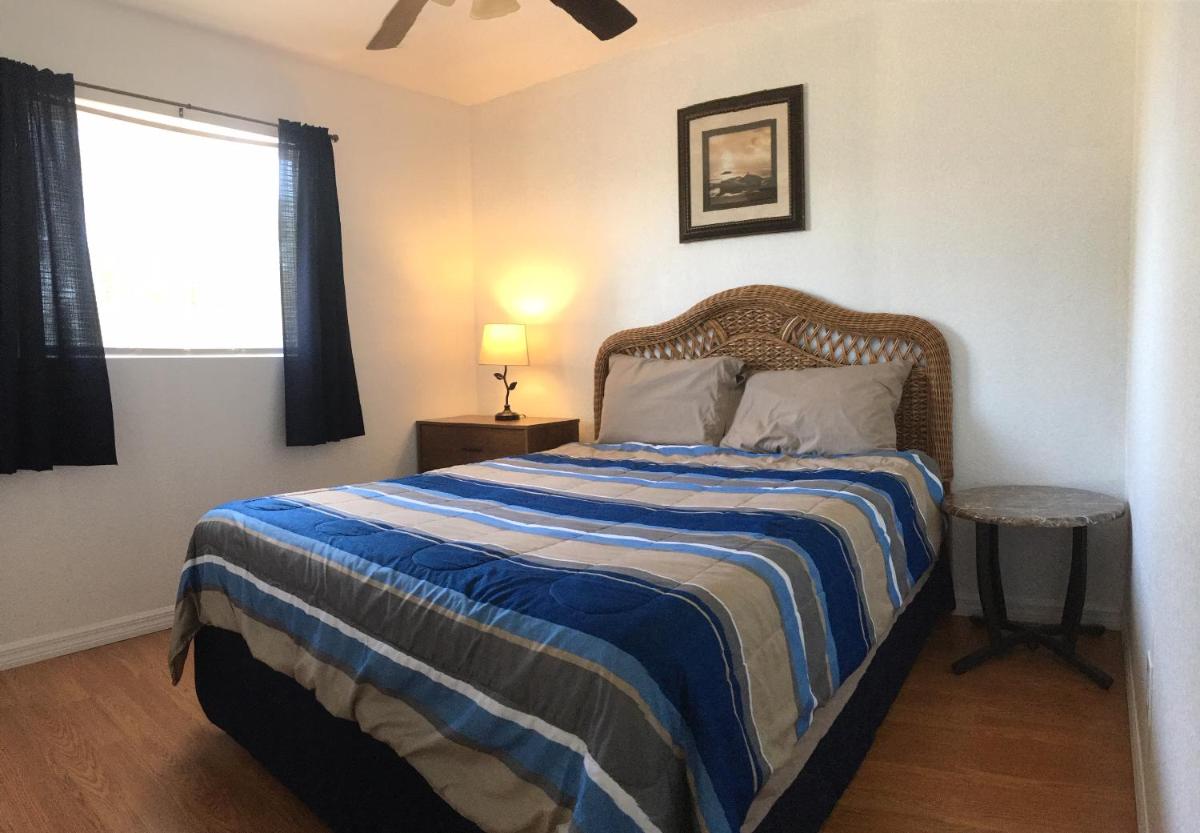 Maine Escape - Private Dog friendly Villa with solar heated pool - sleeps 6 view 5