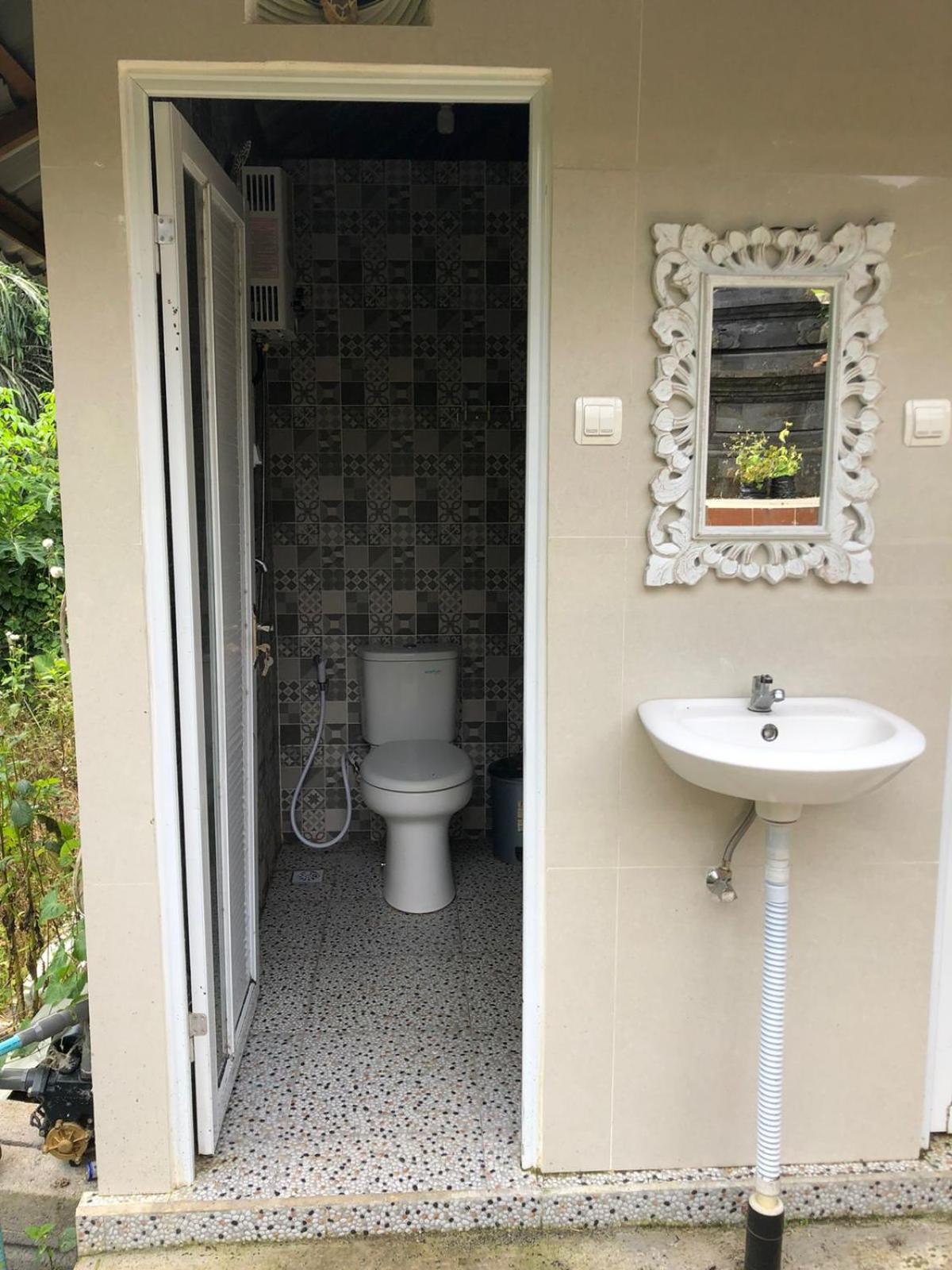 Trinadhi Homestay