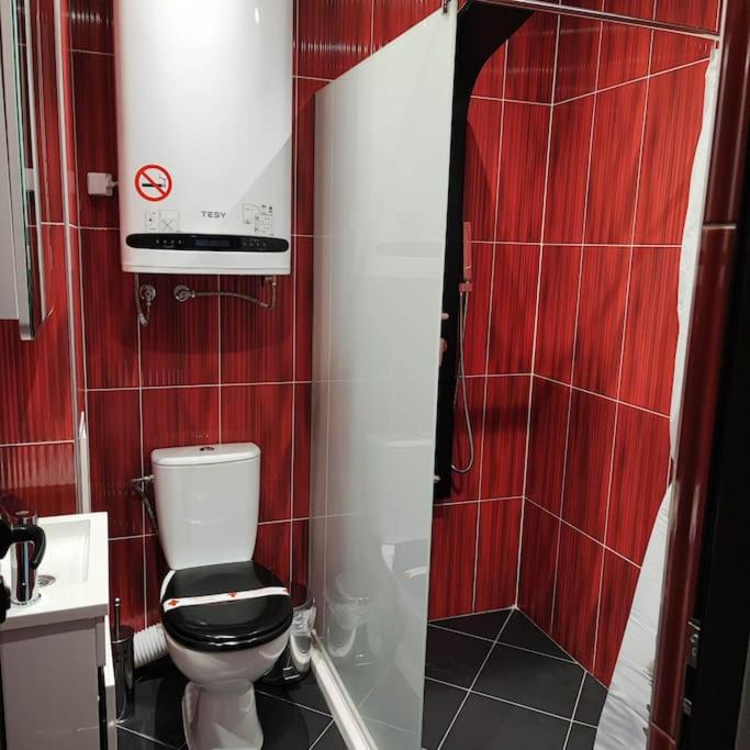 DB Luxury Apartment перфектен за двойки и уикенд почивка