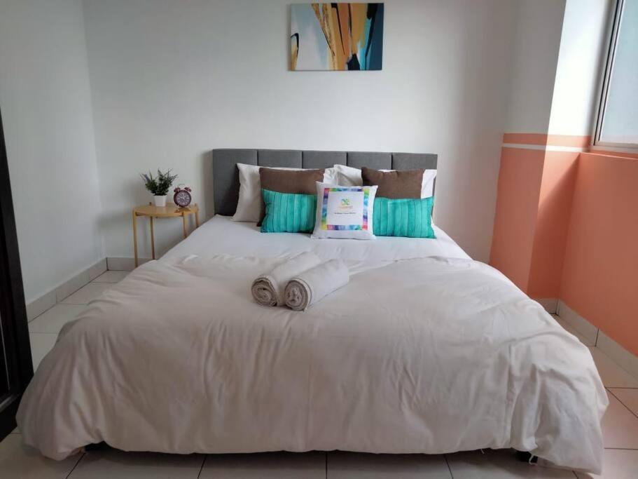 Damansara Perdana 3BR for 3-7 Guest Near Ikea photo 1