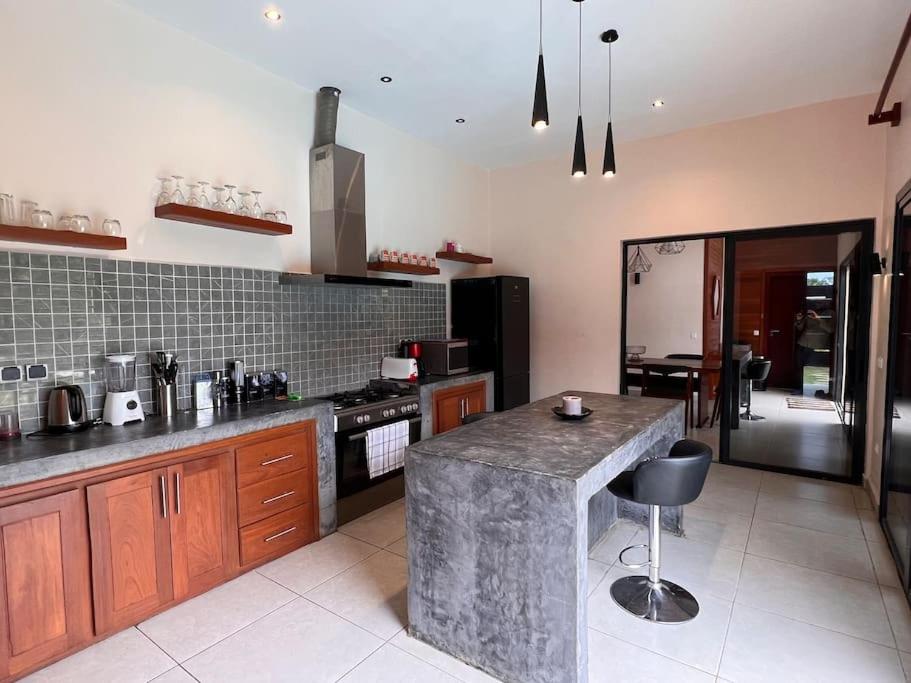 Villa Tiana - 3Bedroom Villa with private pool.