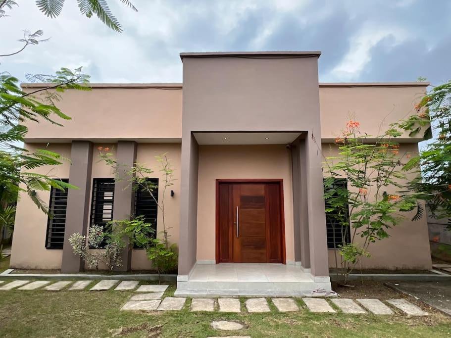 Villa Tiana - 3Bedroom Villa with private pool.