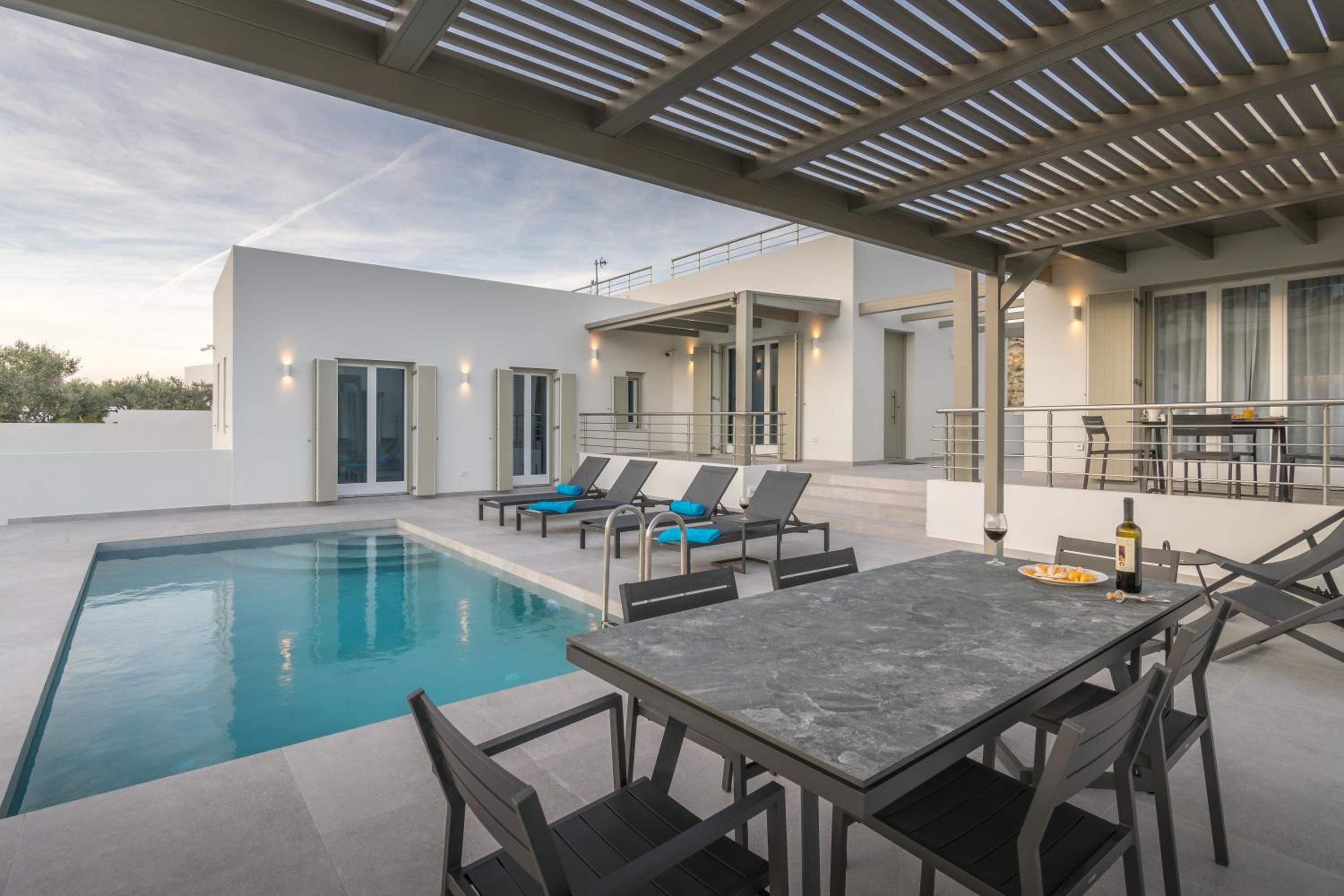 Thiopetra Villas