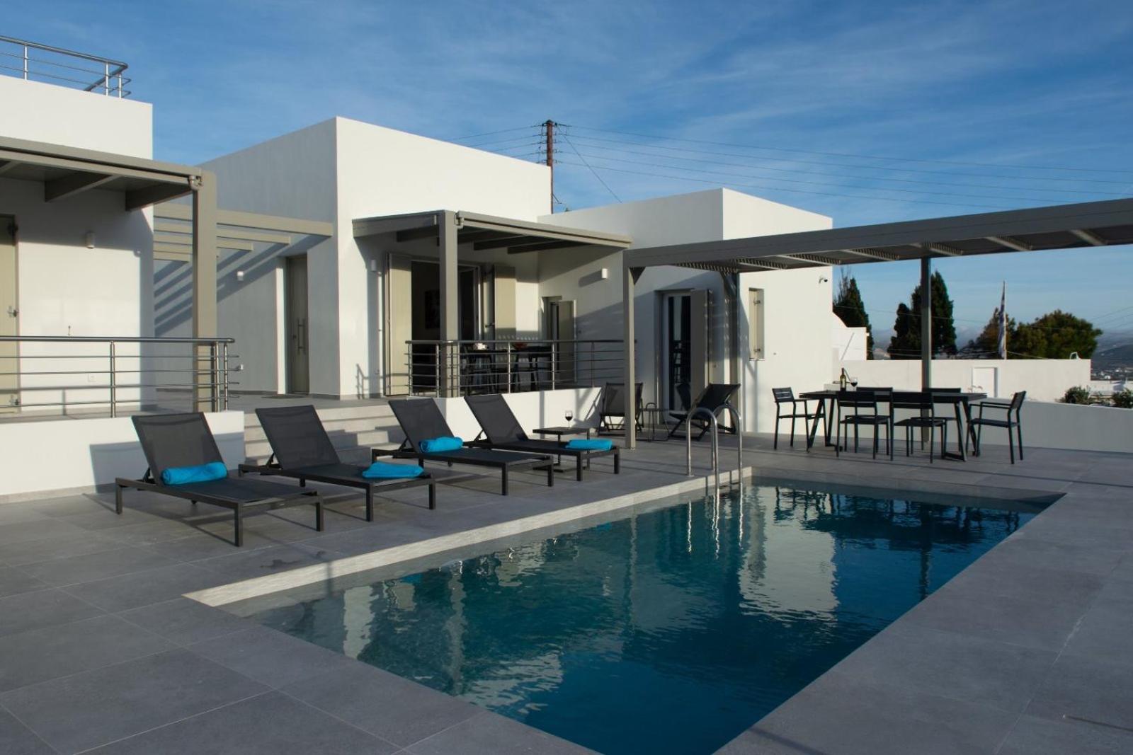 Thiopetra Villas