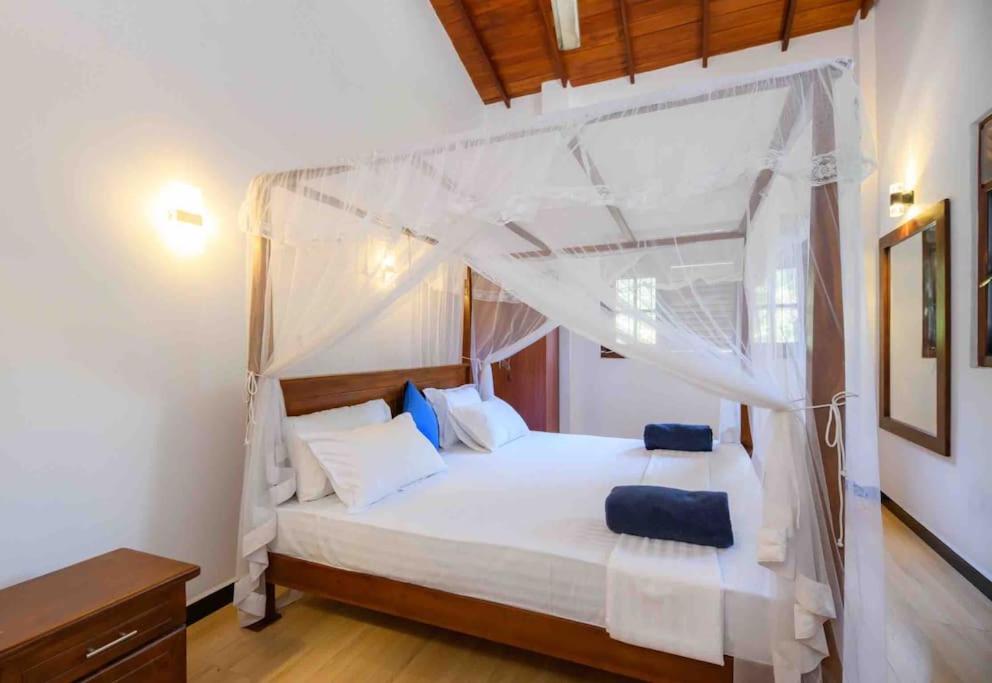 Deema's Villa
