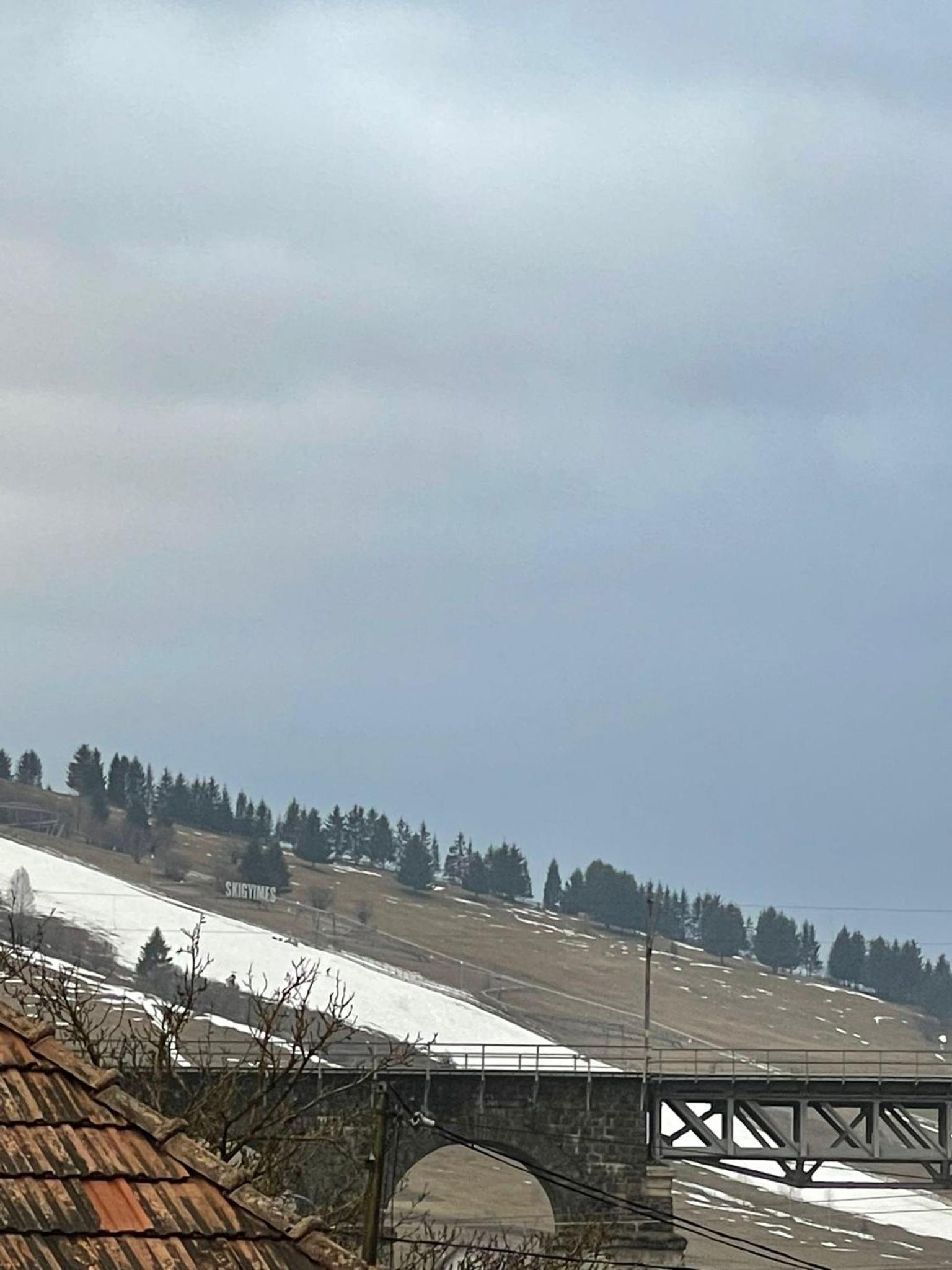 ROYAL APARTMENTS