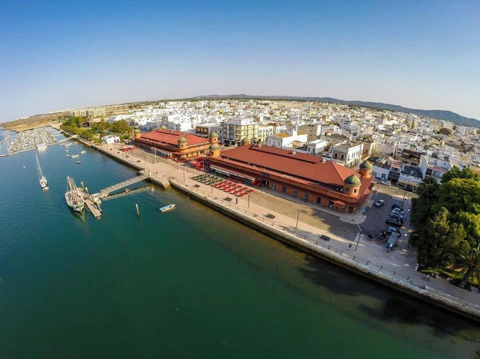 Hotel EntreCubos Guesthouse - Image 1