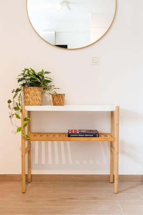 Spacious penthouse for 8 people in the city centre