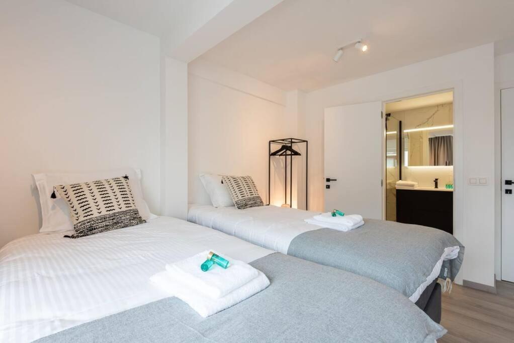 Spacious penthouse for 8 people in the city centre
