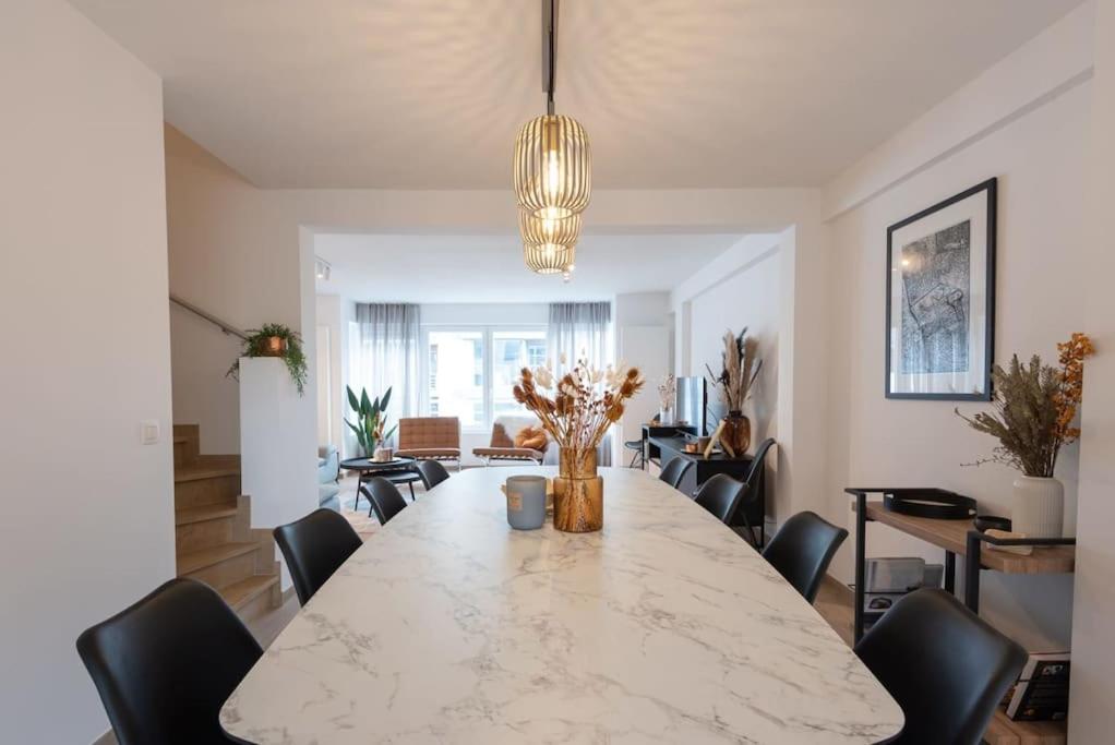 Spacious penthouse for 8 people in the city centre