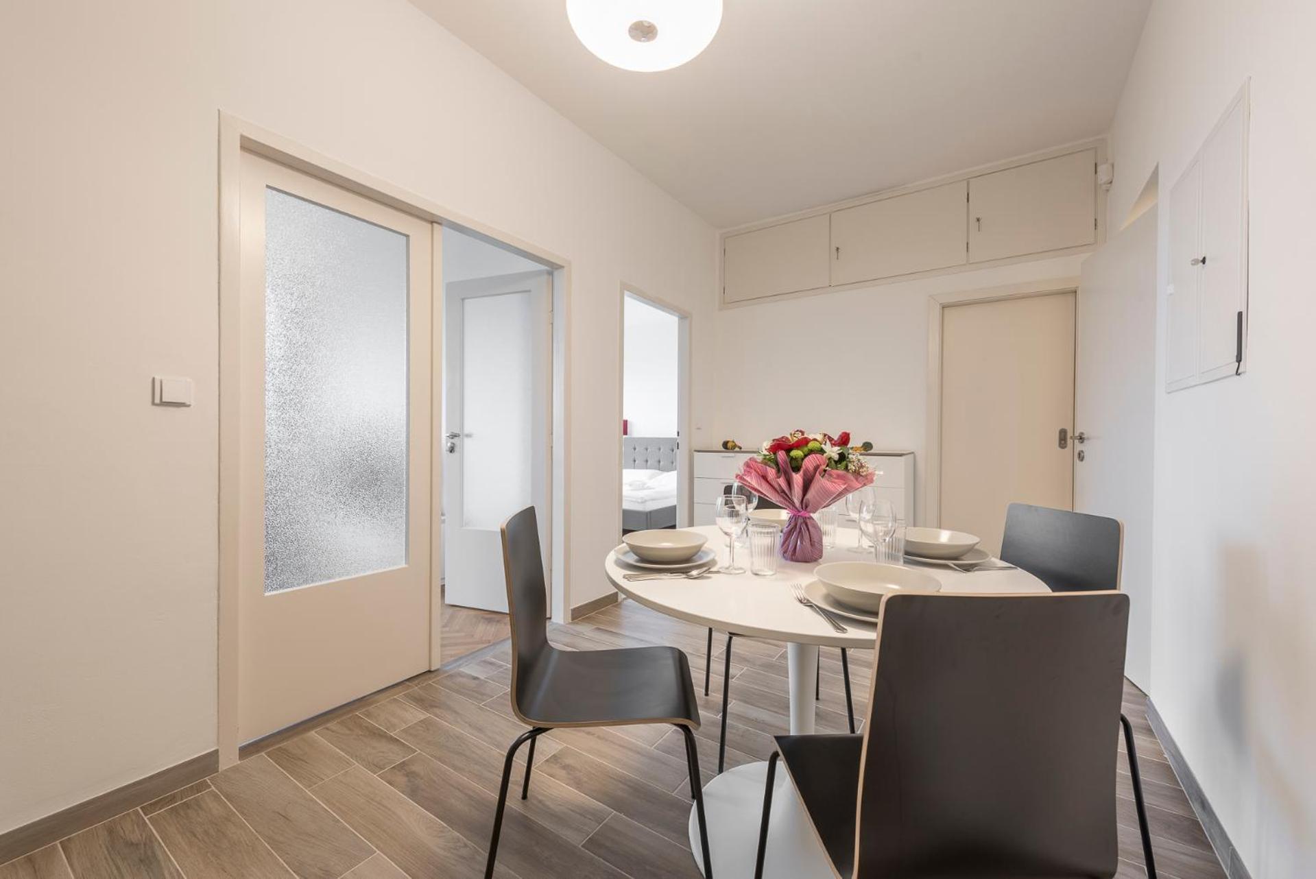 Merkur apartments