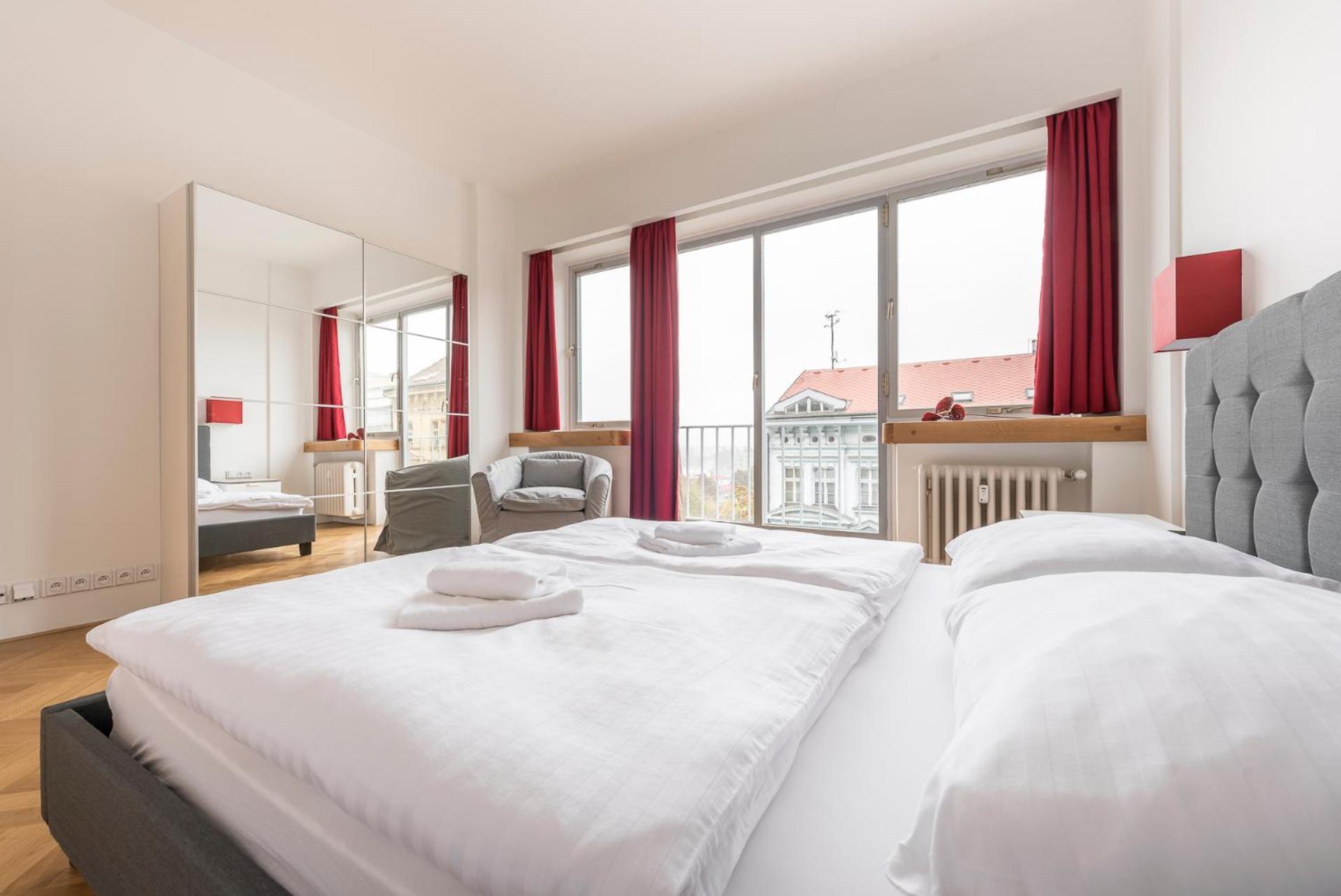 Merkur apartments