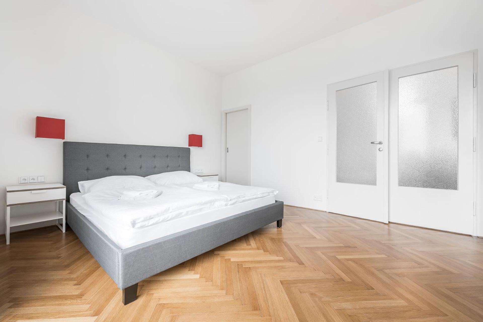 Merkur apartments