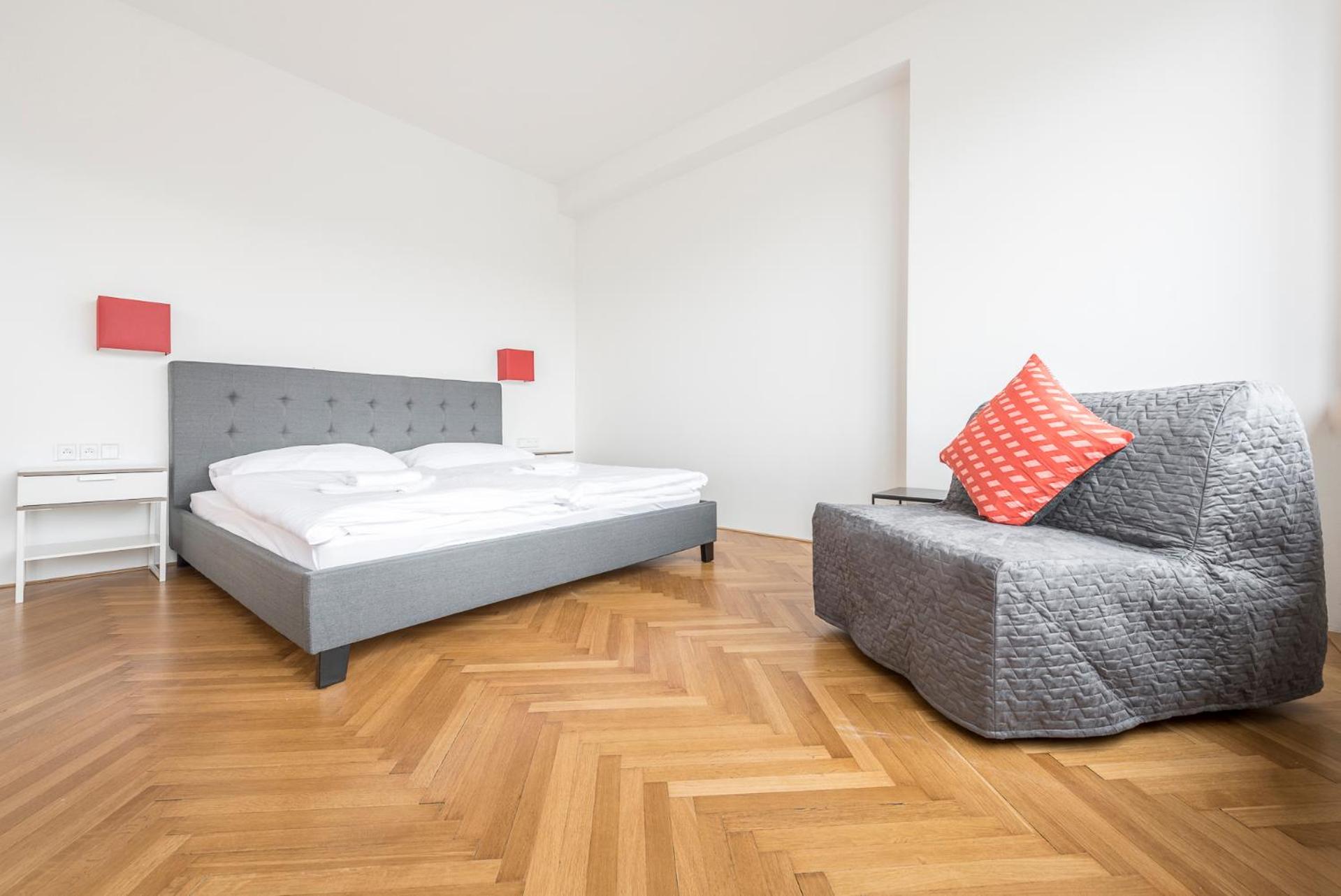 Merkur apartments