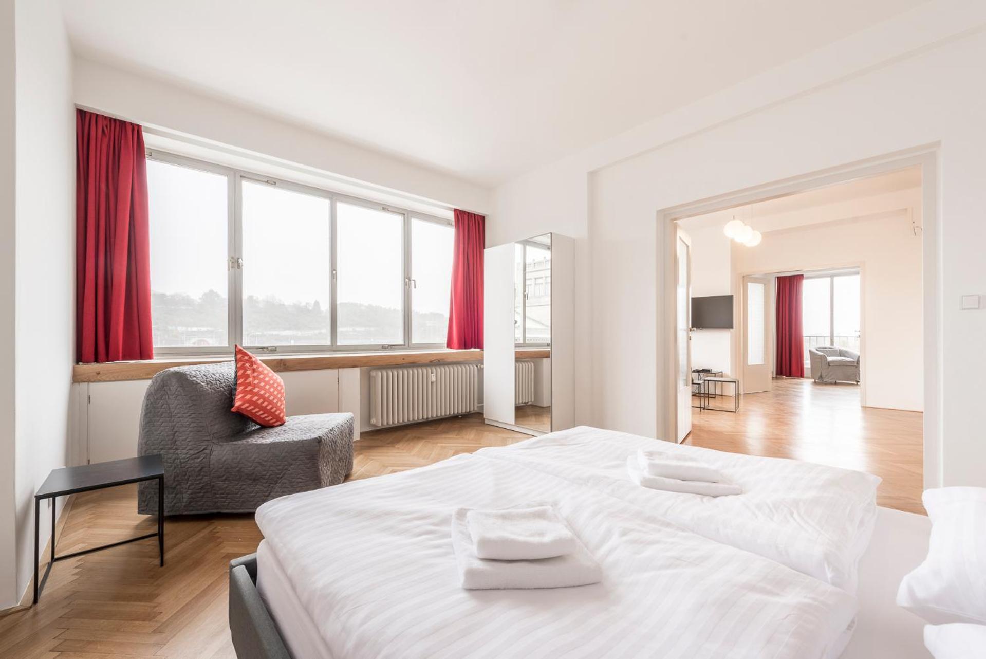 Merkur apartments