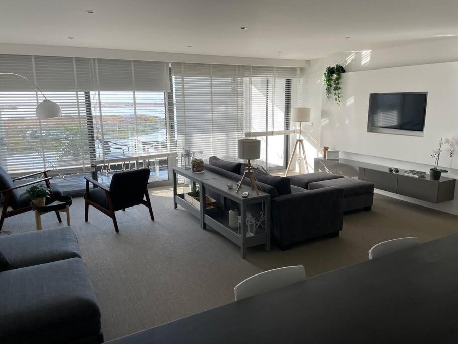 Fuzeta stylish 1 bedroom apartment - Amazing views view 4