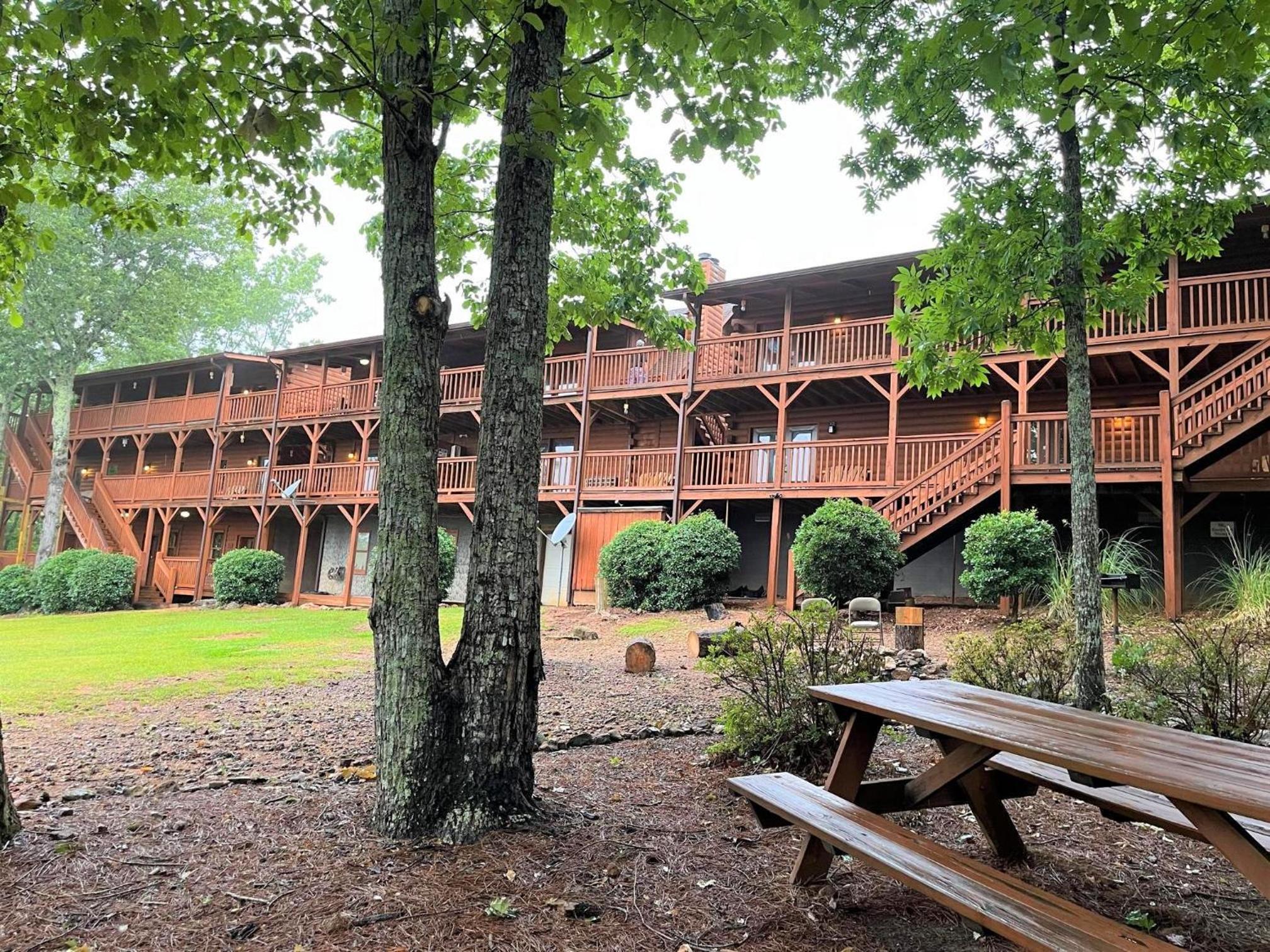 Mountain Top Inn and Resort