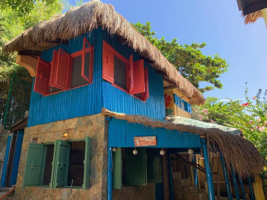 Beach House-Casita in Calatagan with pool ( for 6) view 2