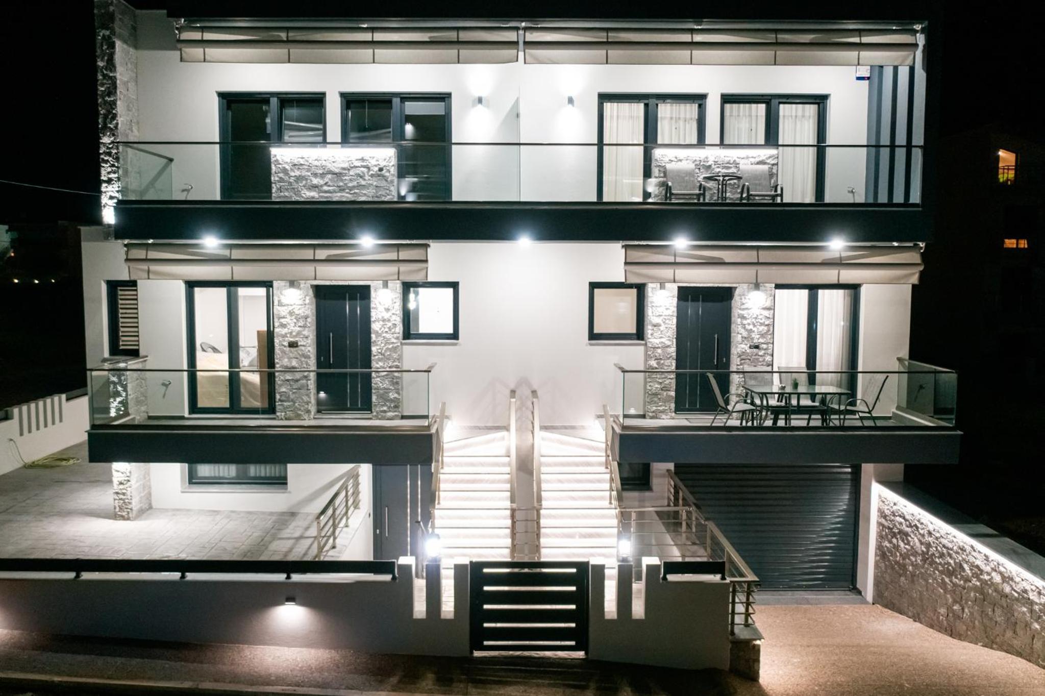 RAFAELA SUITES