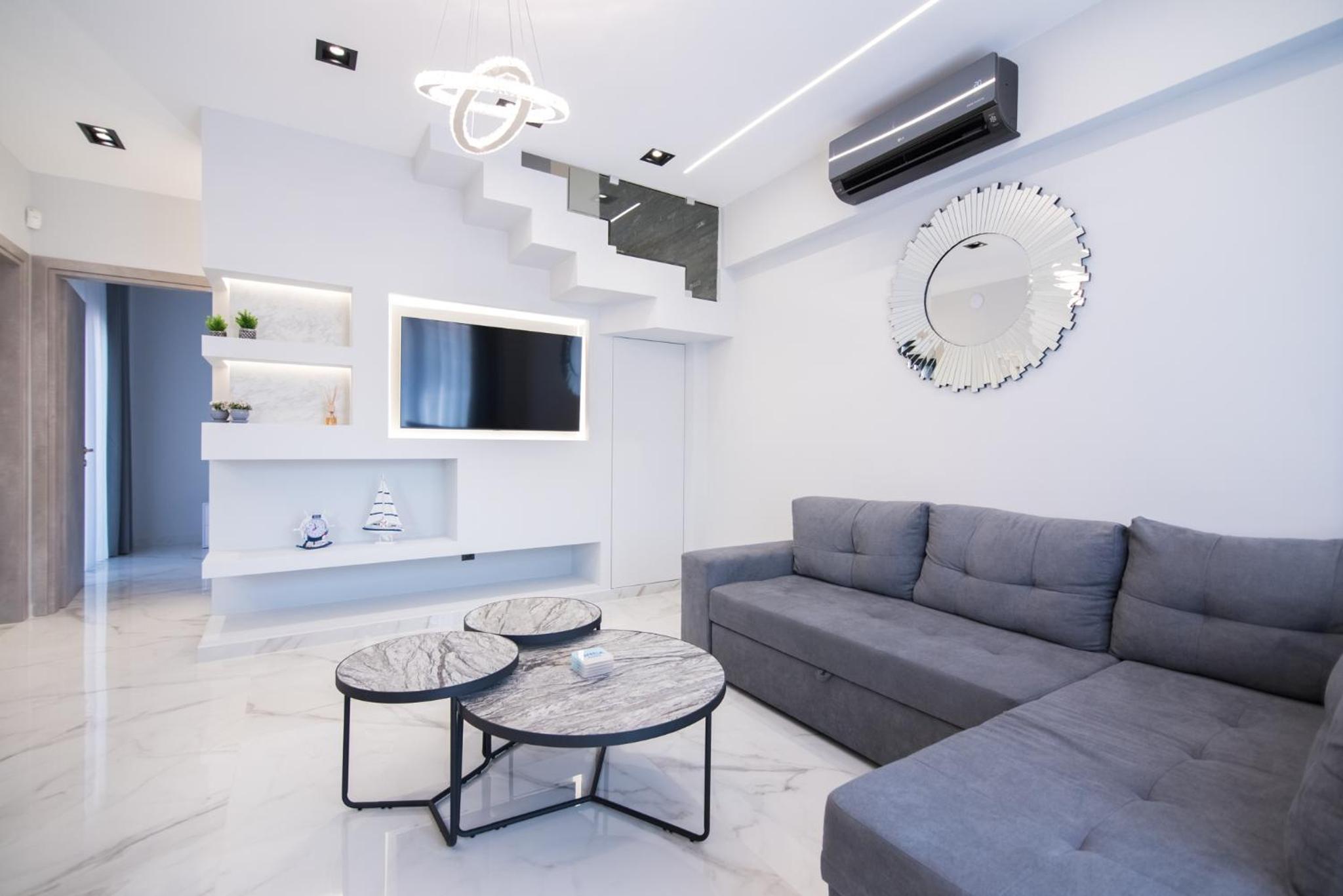 RAFAELA SUITES