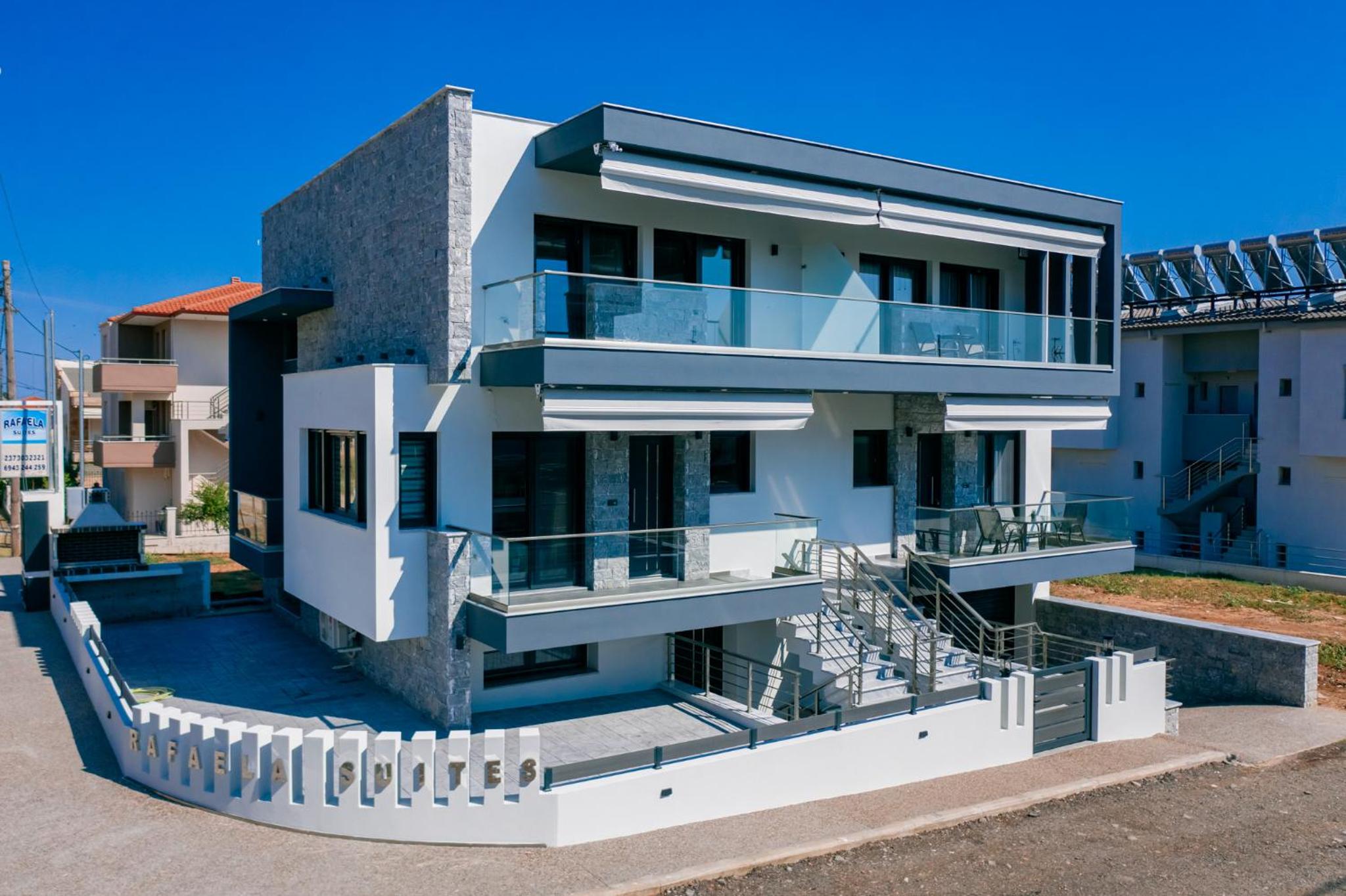 RAFAELA SUITES
