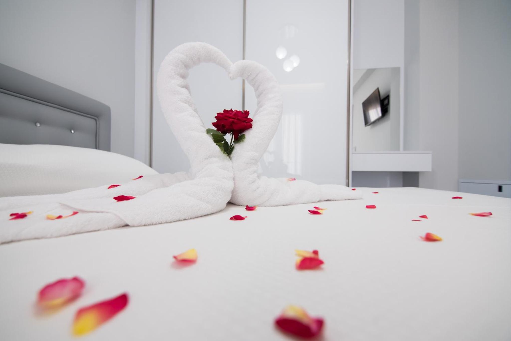 RAFAELA SUITES