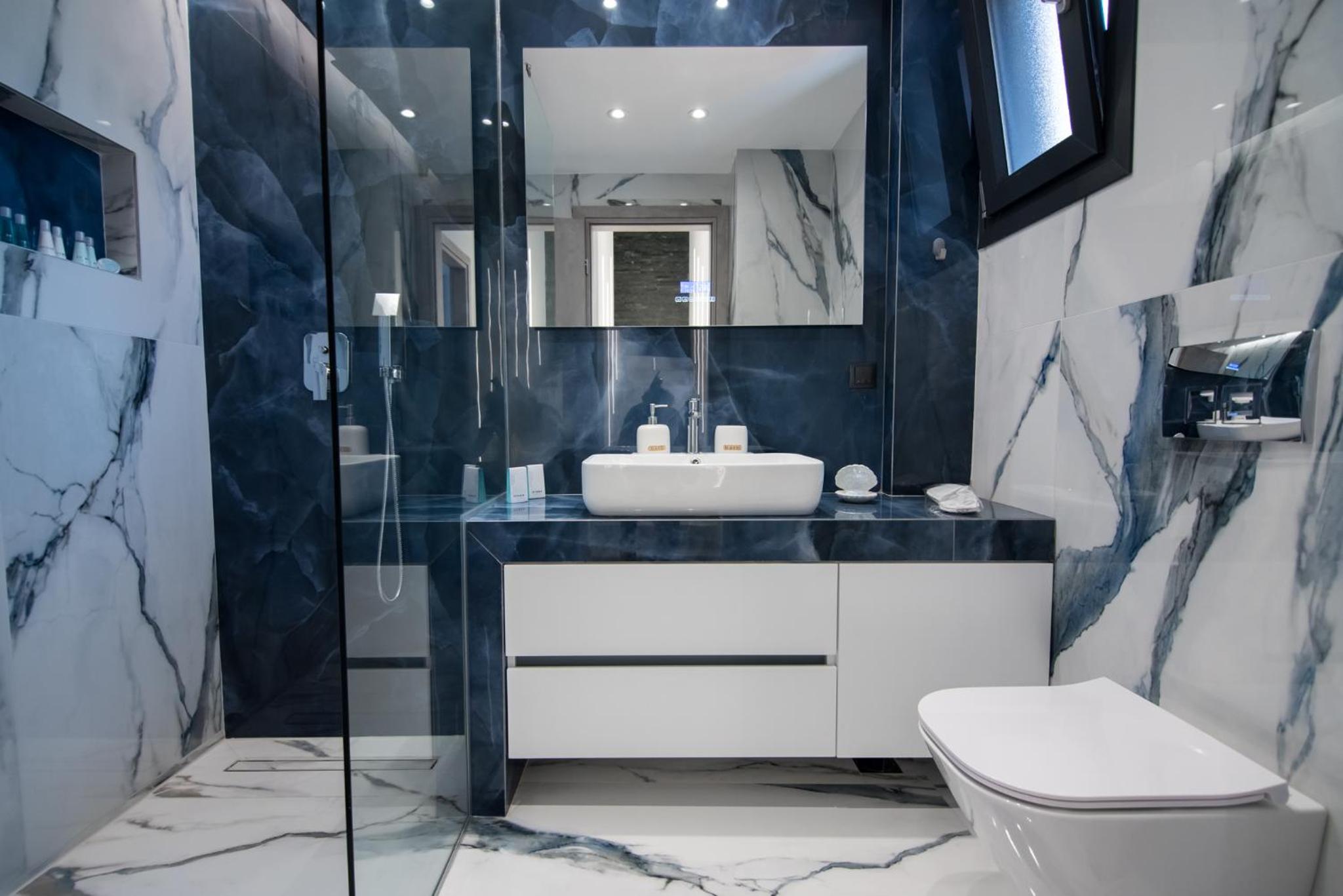 RAFAELA SUITES