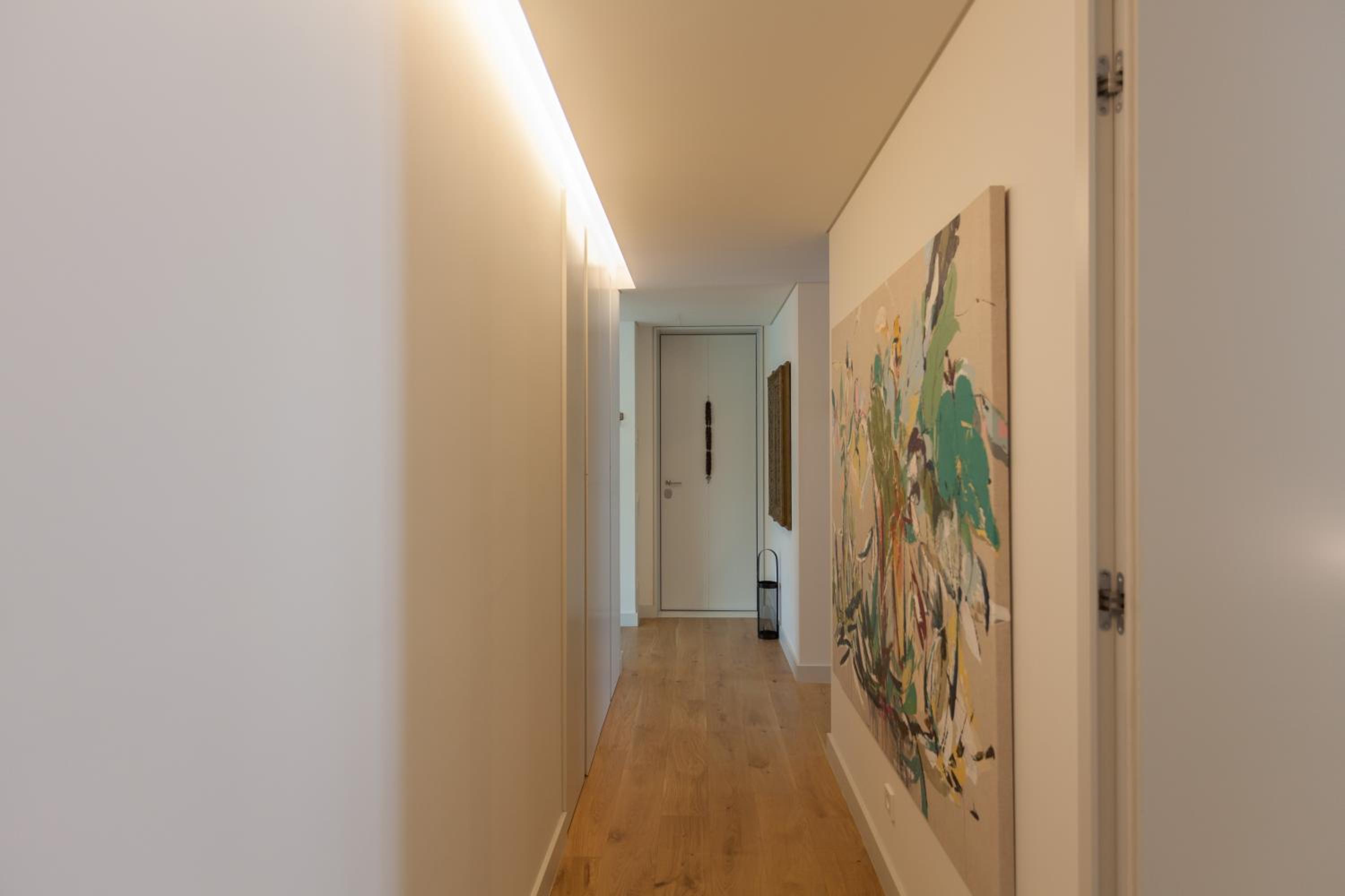 FLH Av. Liberdade Stunning Apartment with Balcony & Parking view 5