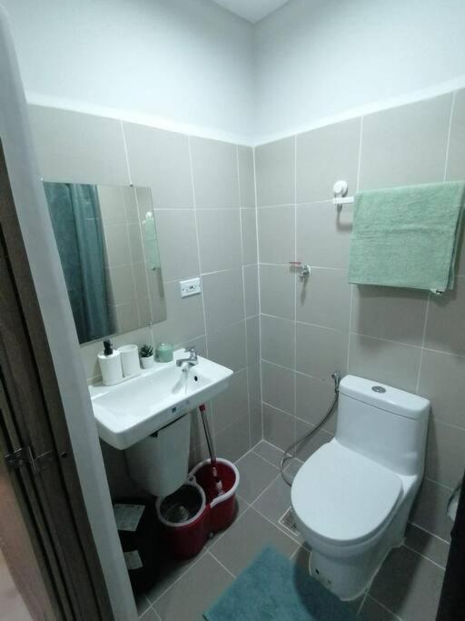 Comfy 1BR Coast Residences Condo Near CCP PICC + Manila Bay view view 2