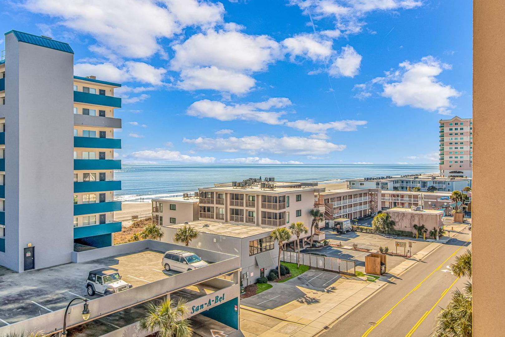 Malibu Pointe Beach Club 606 - Across The Street From The Ocean! Sleeps 12 guests! view 4
