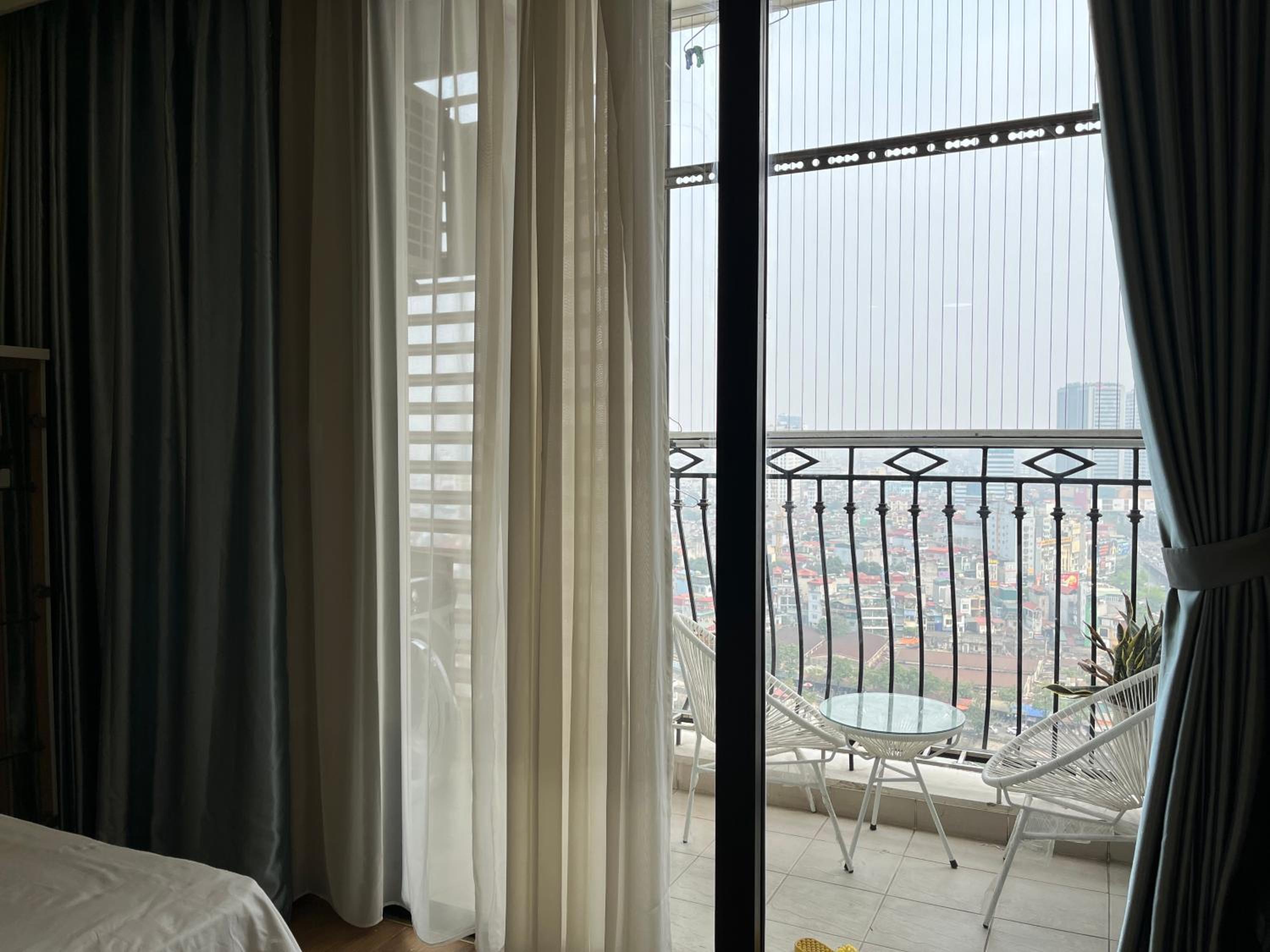 Mai-Homestay - 1 BR apartment at Vinhomes Royal City