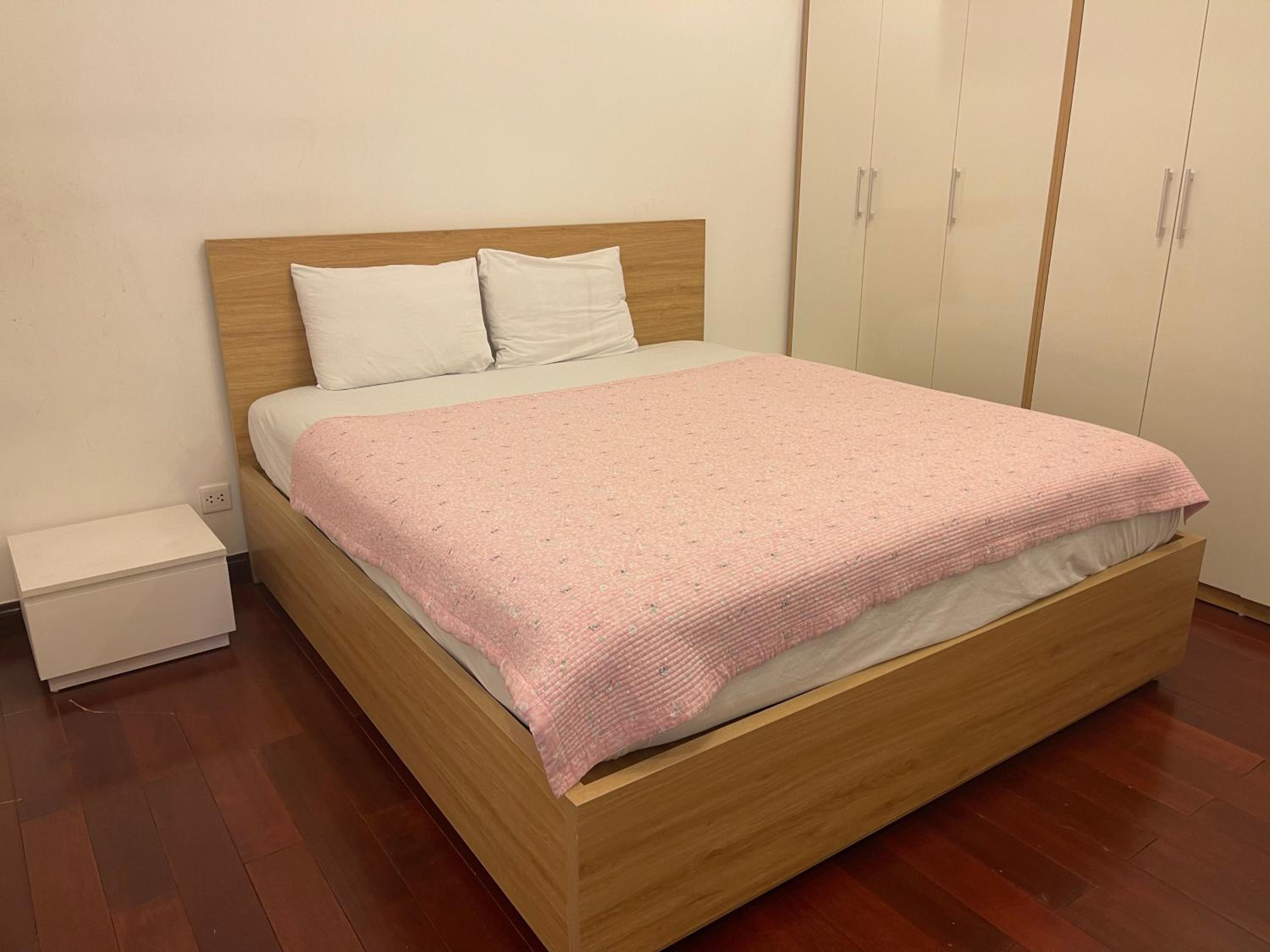 Vinhomes Royal City Luxury Apartment 2 Br