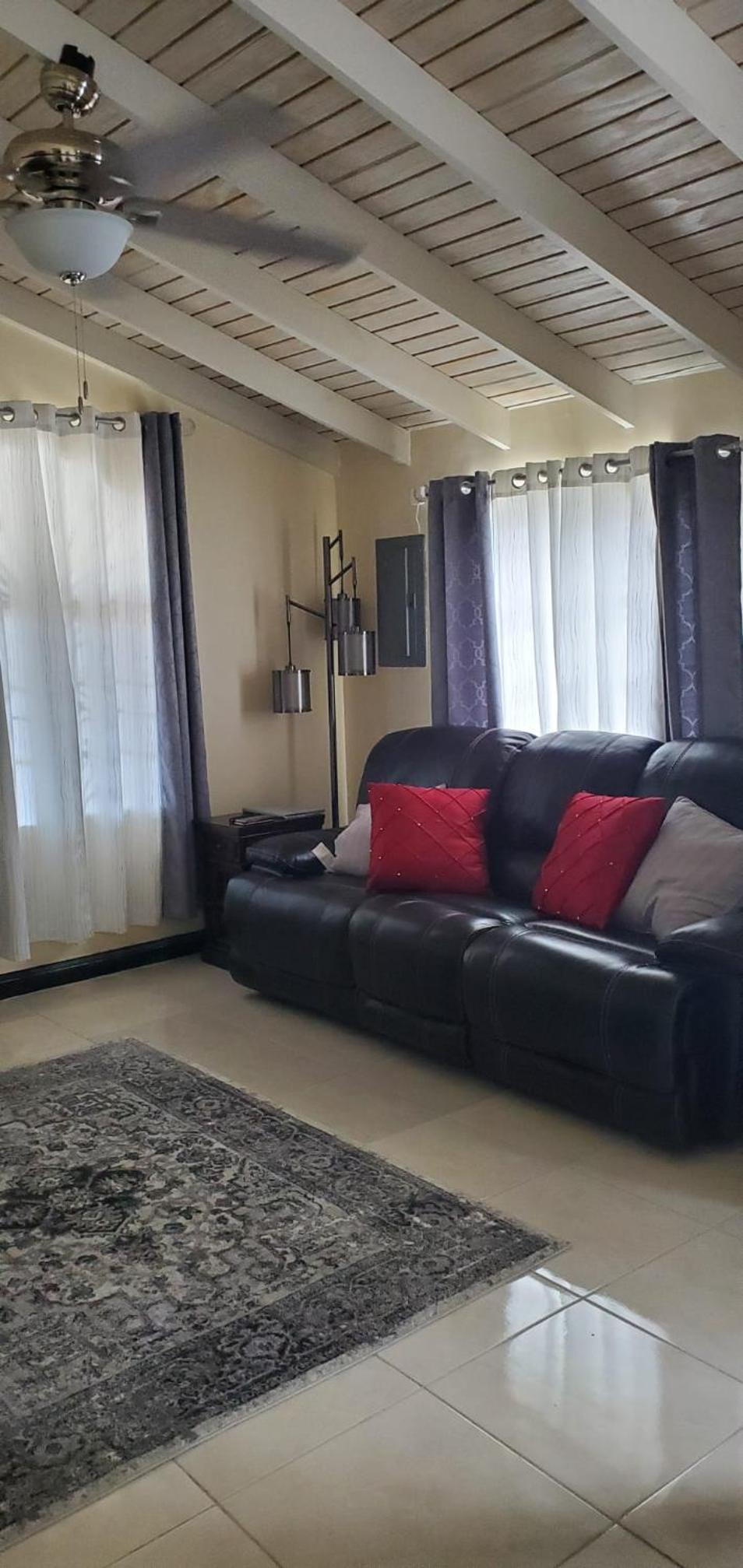 Hillside Retreat in Gated Community Close to Beach view 3