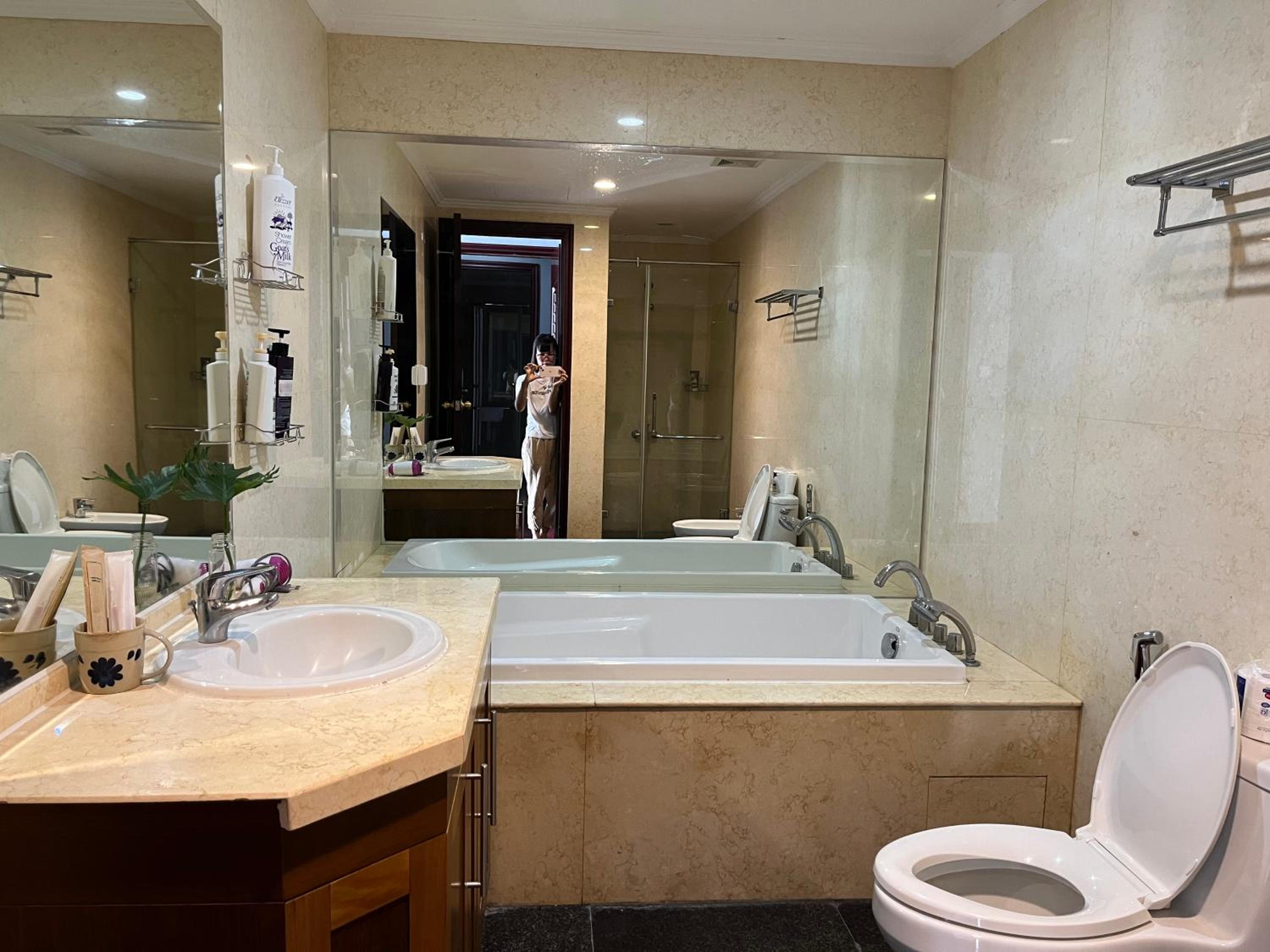 Vinhomes Royal City Luxury Apartment 3Br