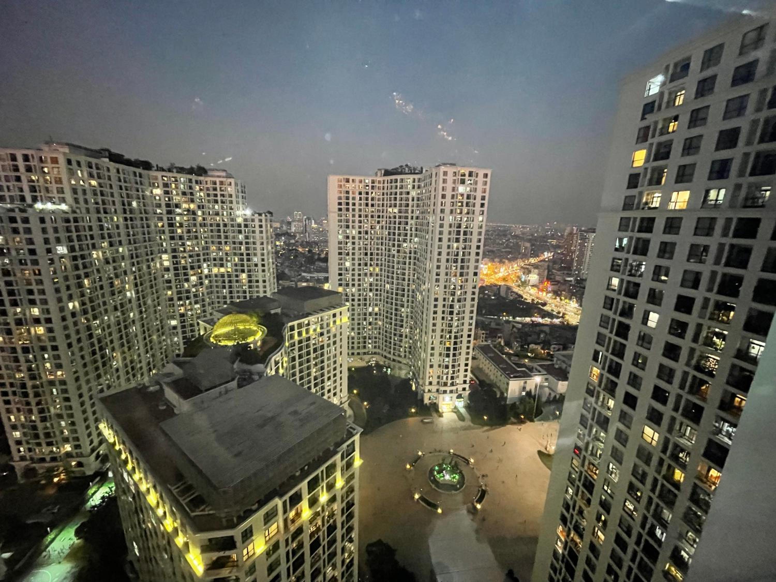 Vinhomes Royal City Luxury Apartment 3Br