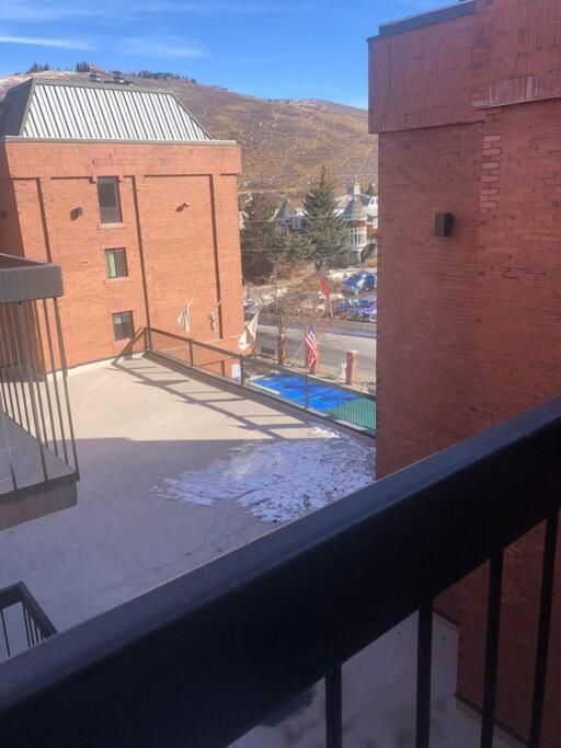 Hotel Ski-in/out Mountain Bunker: Luxury Studio Sleeps 6