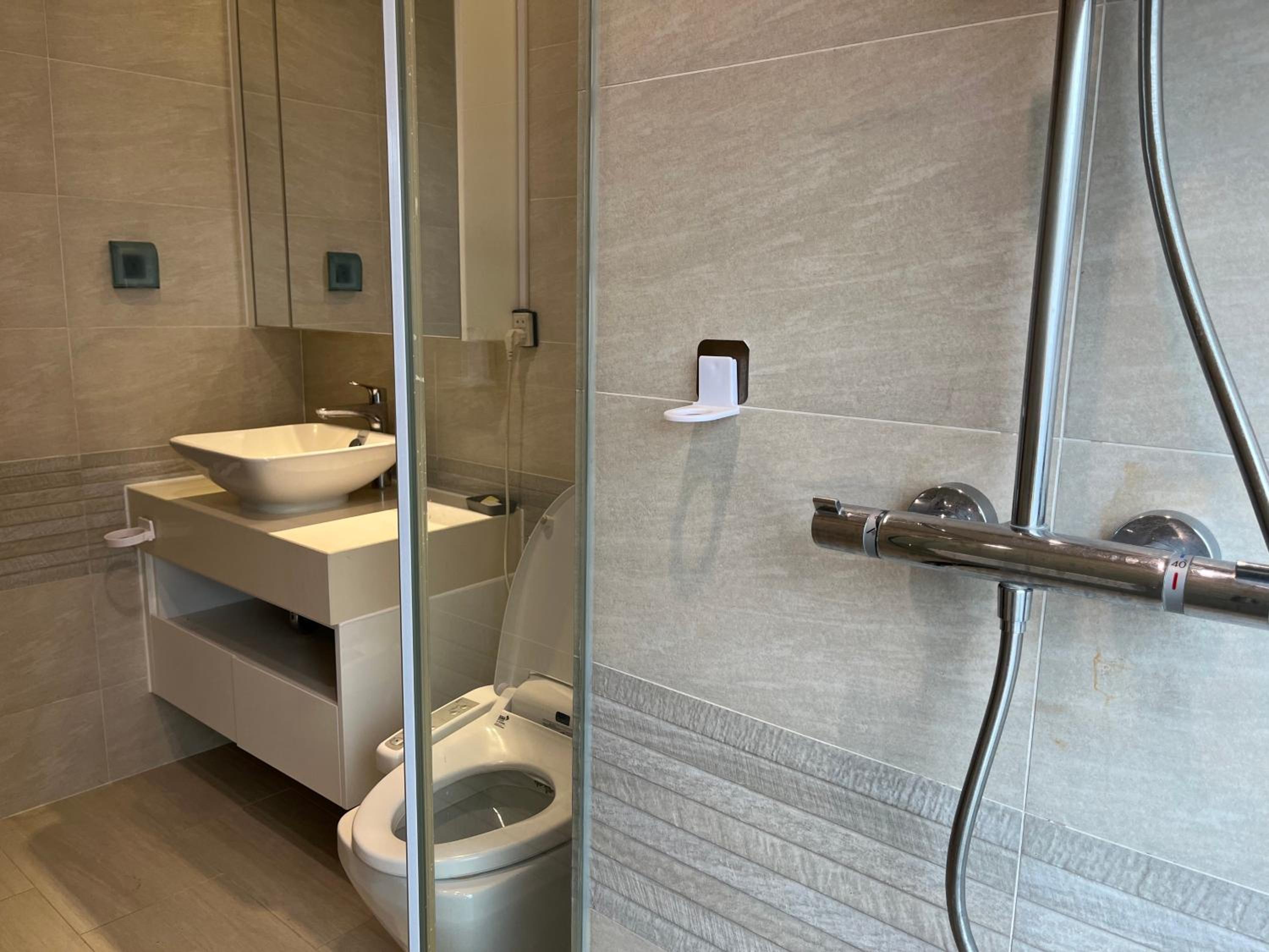 Vinhomes Metropolis Luxury Apt 3Br near Lotte